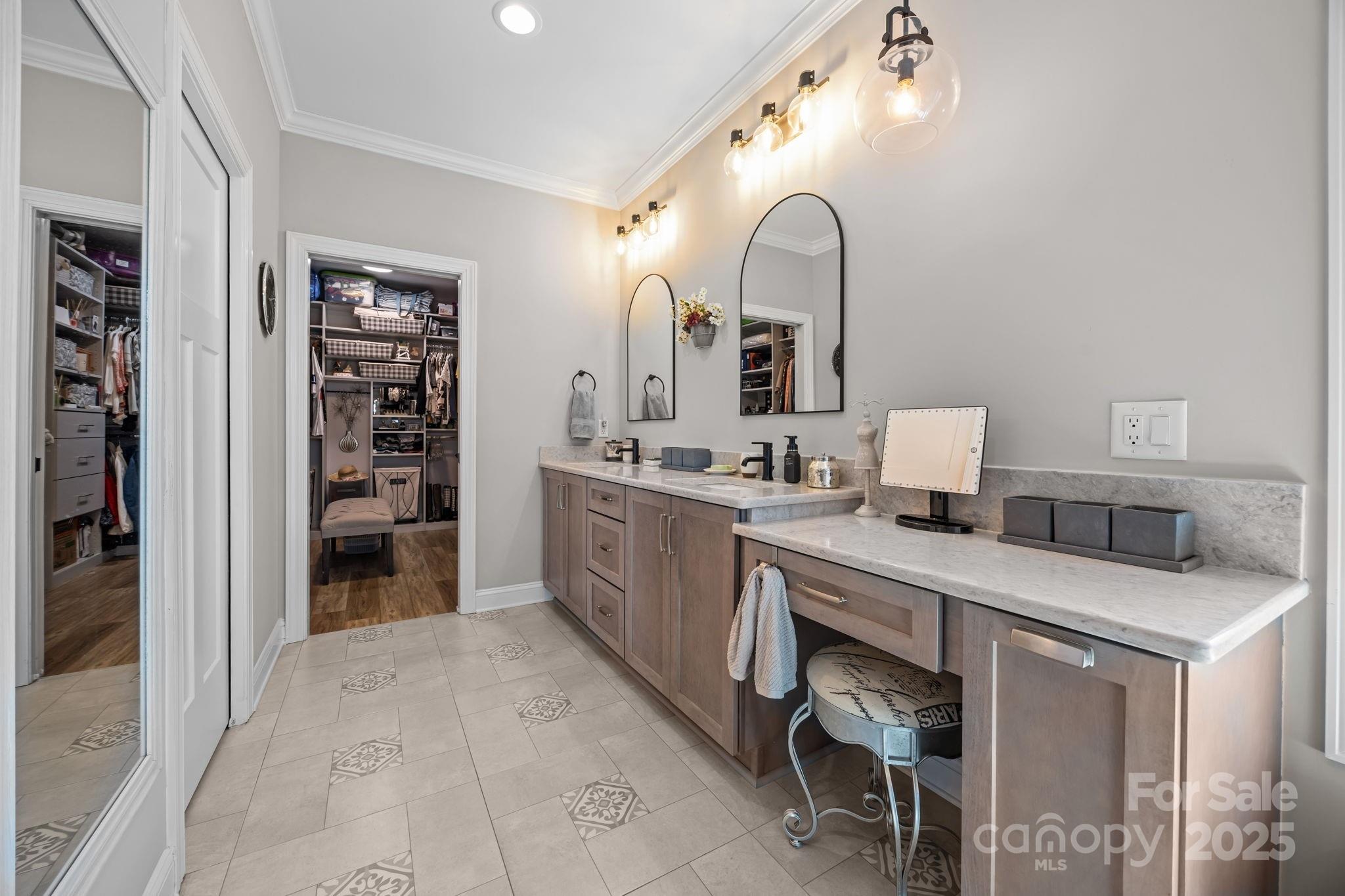 Hidden Hills - Residential