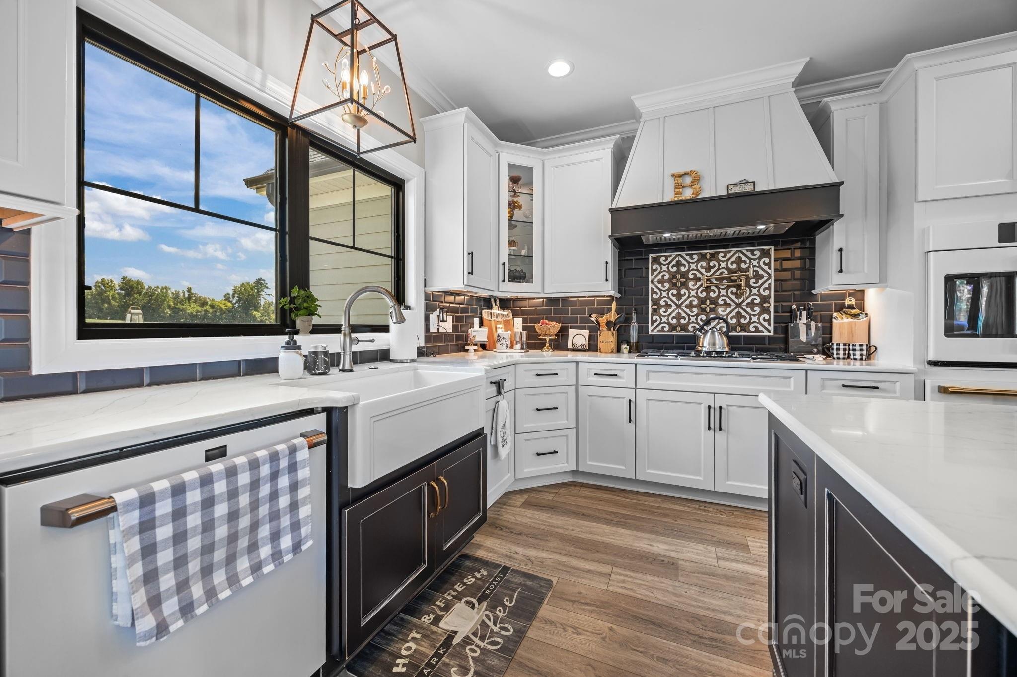 Hidden Hills - Residential