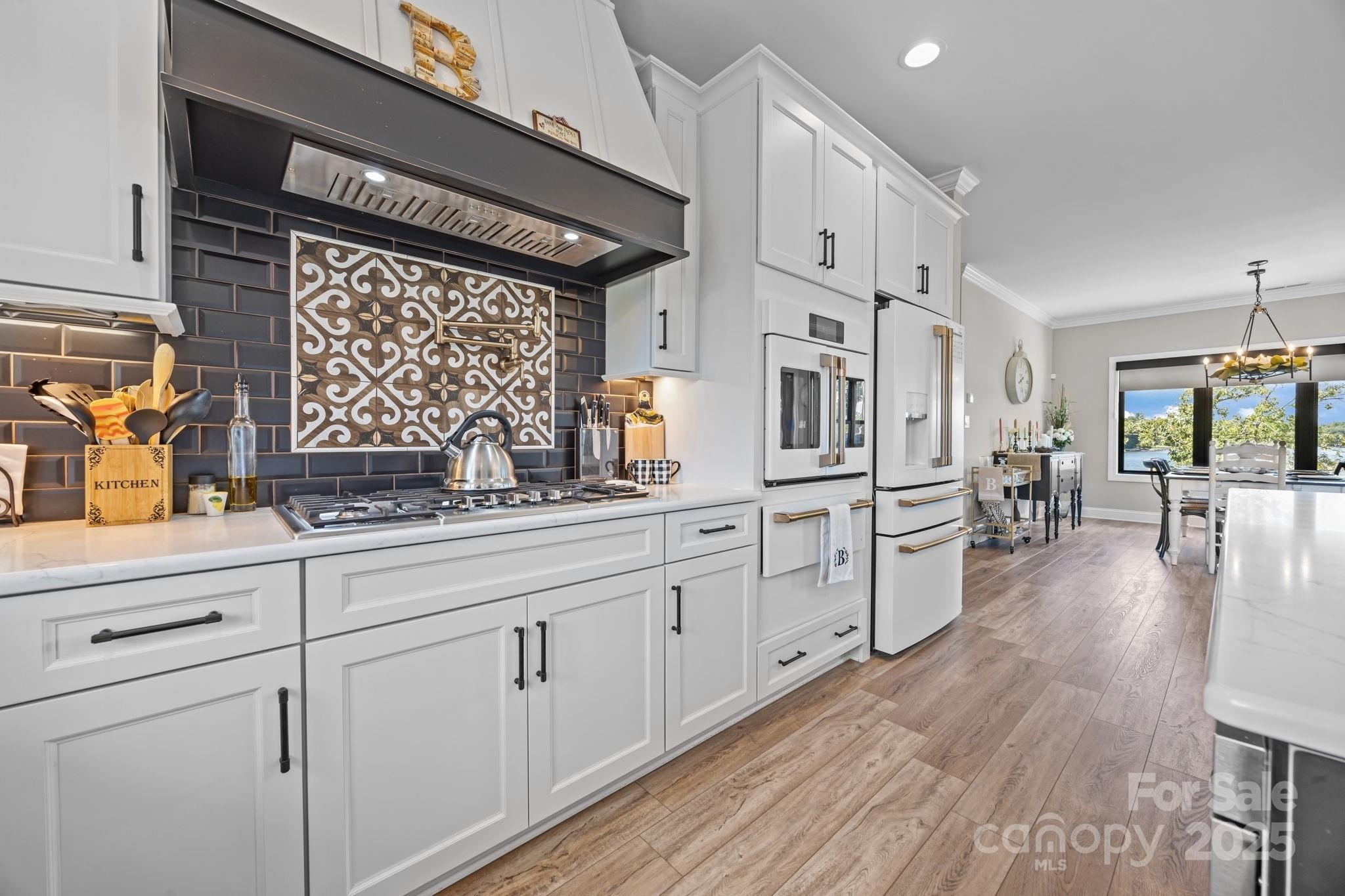 Hidden Hills - Residential