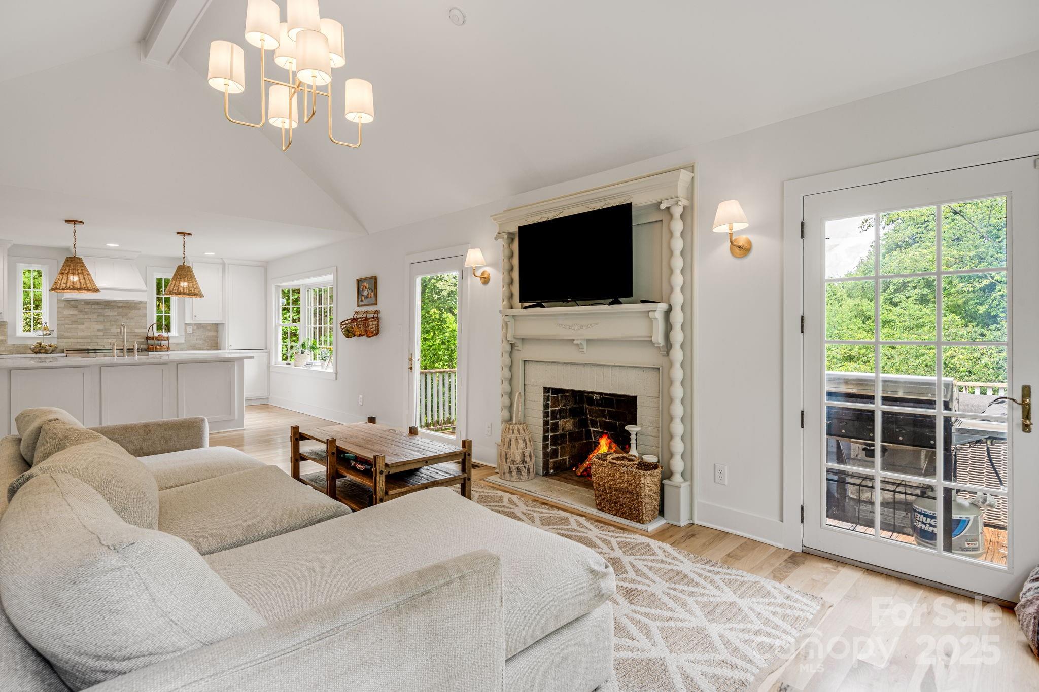 92 Rose Hill Road