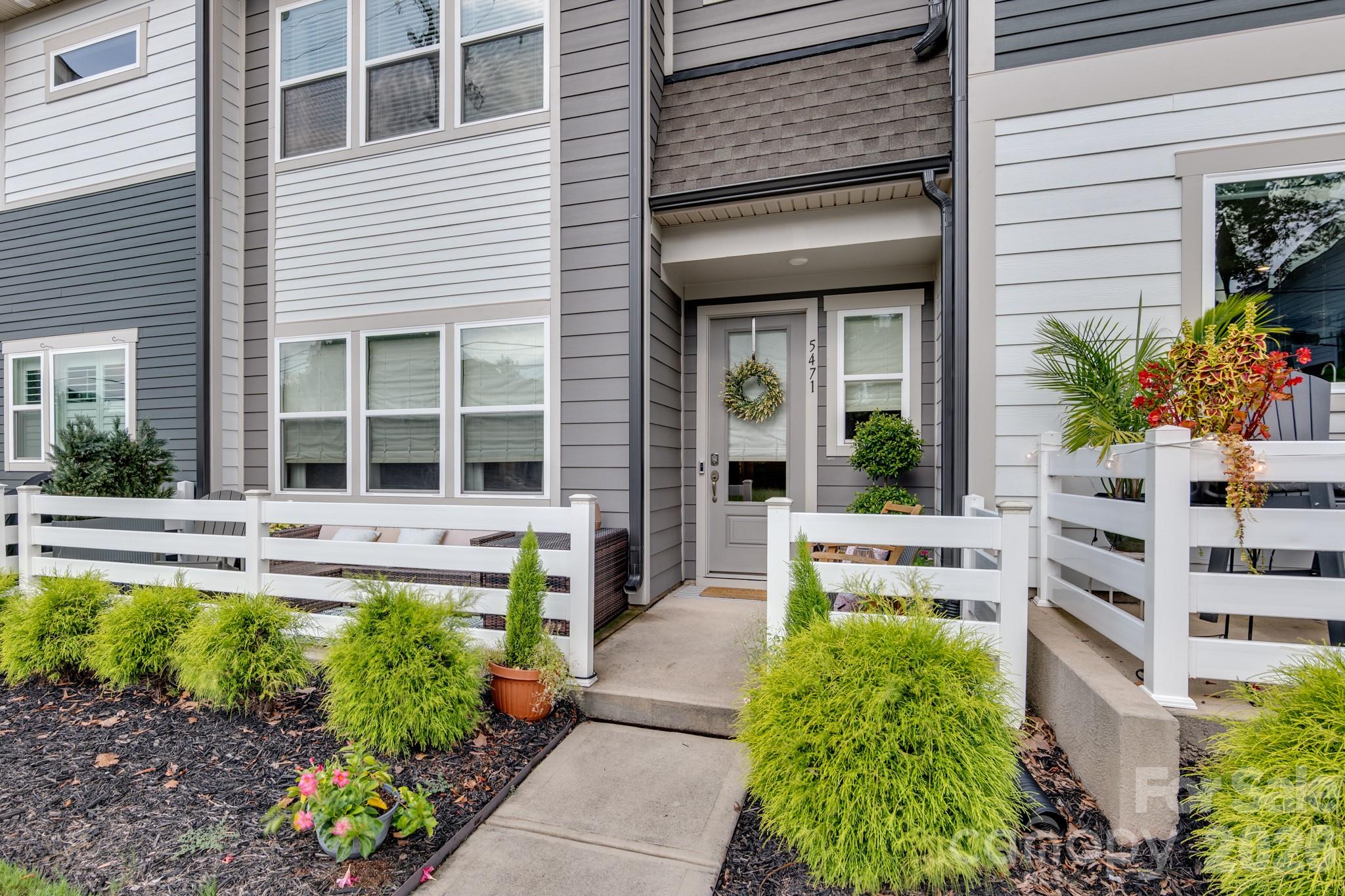 5471 Comiskey Alley