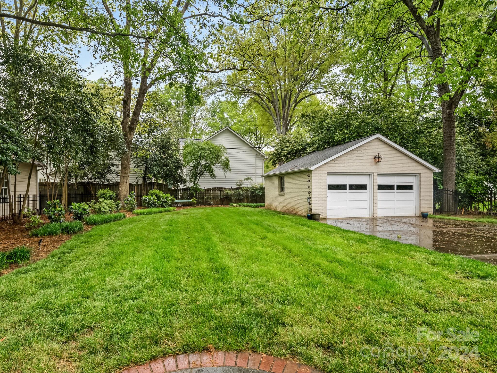 Myers Park - Residential