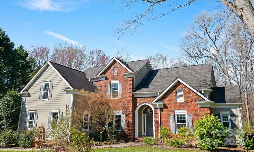 Must-see home situated on over half an acre lot. The 2-story great room features a gas fireplace and is filled with natural light throughout. The eat-in kitchen offers granite countertops, ample cabinet space, walk -in pantry and a sunroom-like breakfast area surrounded by windows. The spacious master suite is located on the main level, complete with an en suite bath featuring tile floors, a tile shower, dual sinks, garden tub, and a walk-in closet. Upstairs, you'll find 3 additional bedrooms and a large bonus room. Huge fully fenced backyard with deck perfect for entertaining. Built in storage in the garage. Encapsulated crawlspace. Conveniently located within walking distance to elementary, middle, and high schools. The Cameron Wood Swim & Racquet Club offers tennis courts and an outdoor pool for recreation.