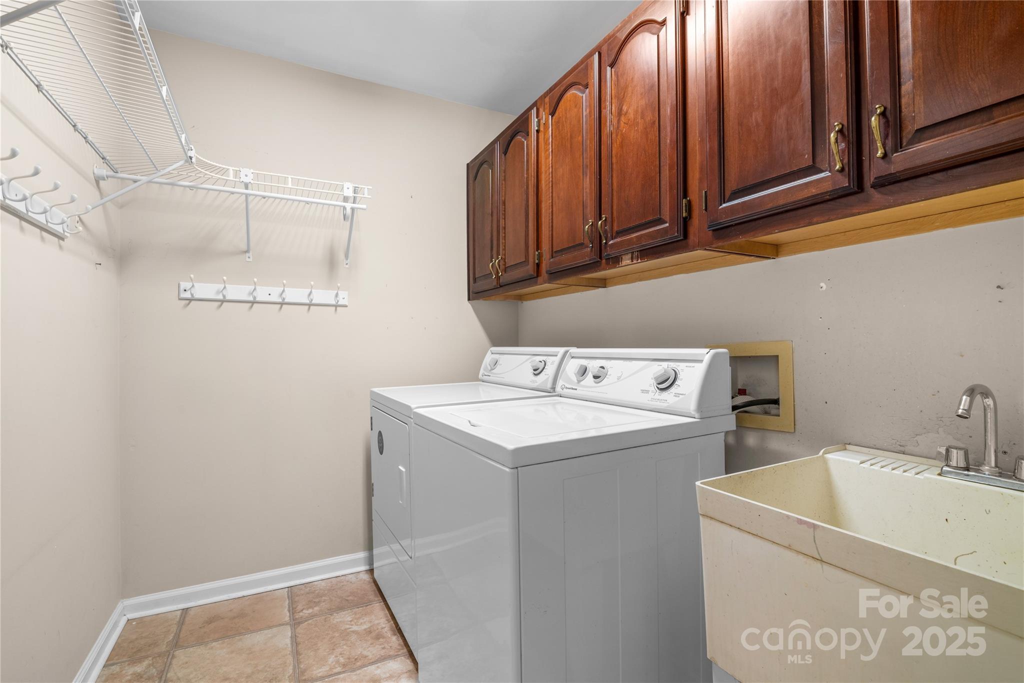 Cameron Wood - Residential