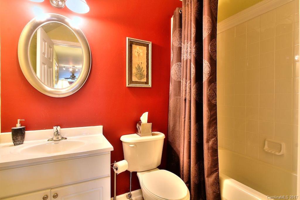 Hunter Oaks - Residential