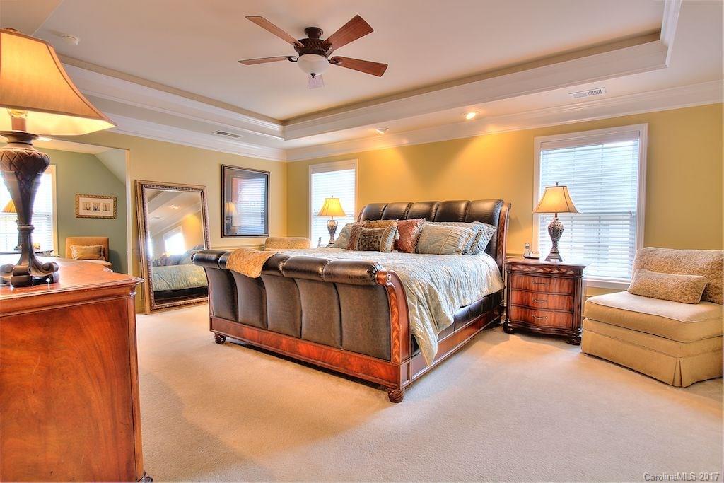 Hunter Oaks - Residential