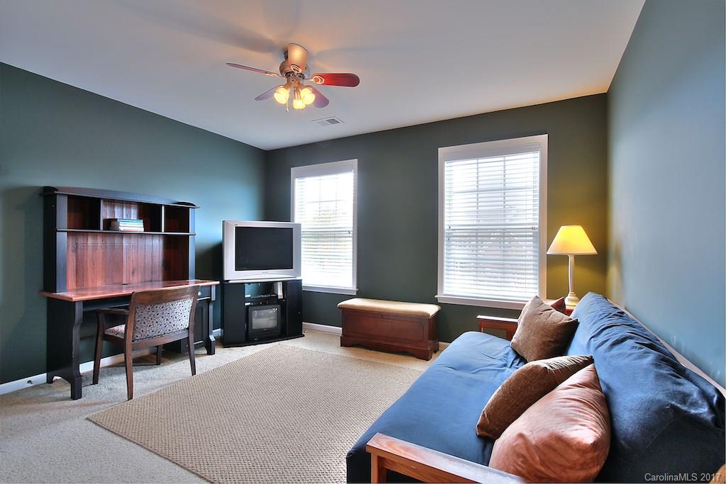 Hunter Oaks - Residential