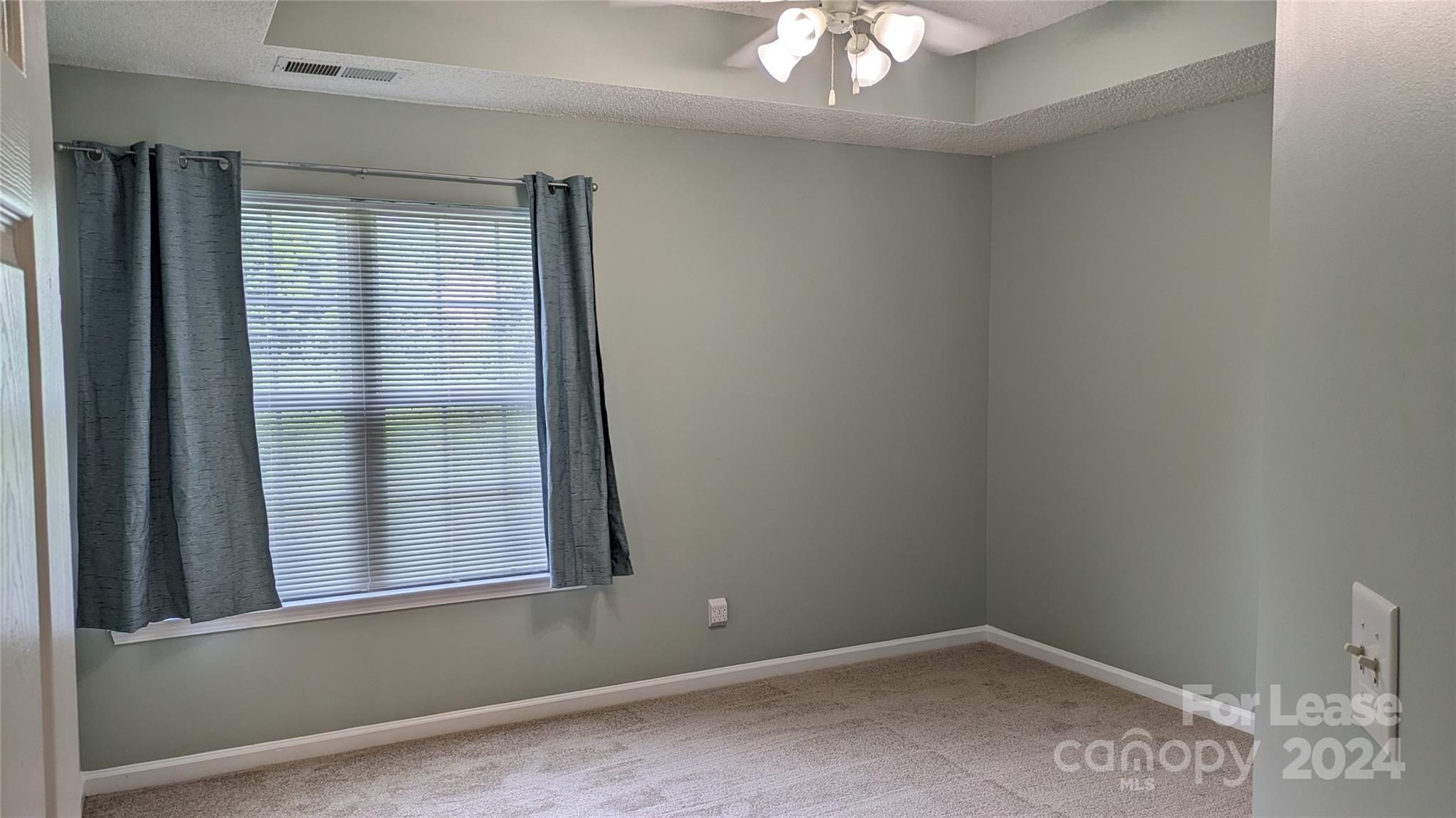 Tall Oaks - Residential Lease