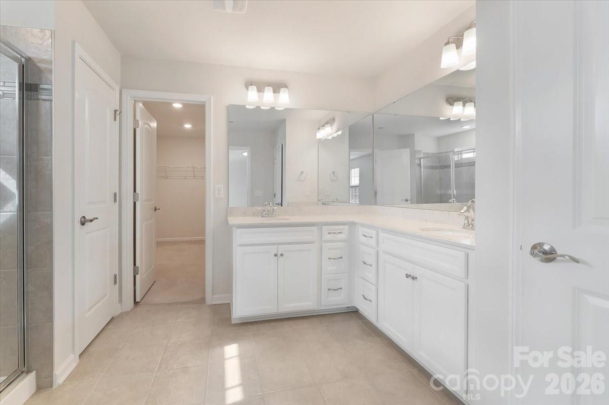 CORTONA - Residential