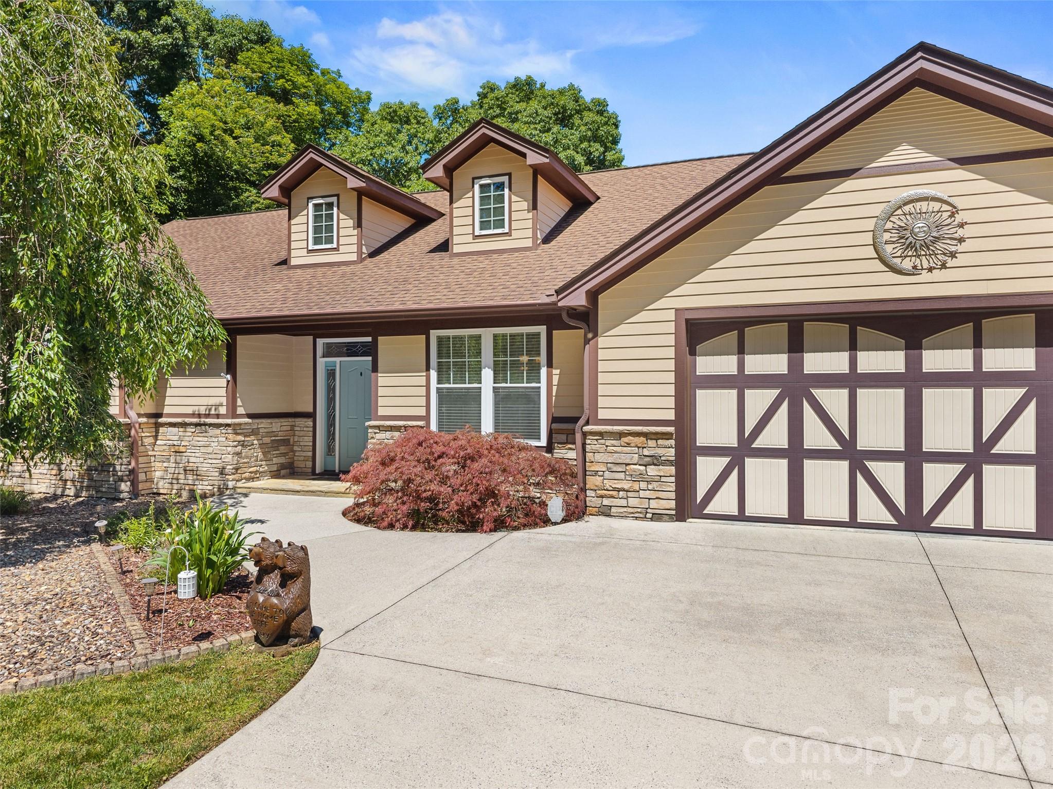 25 Linden Turn S