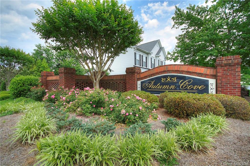 Autumn Cove at Lake Wylie - Residential