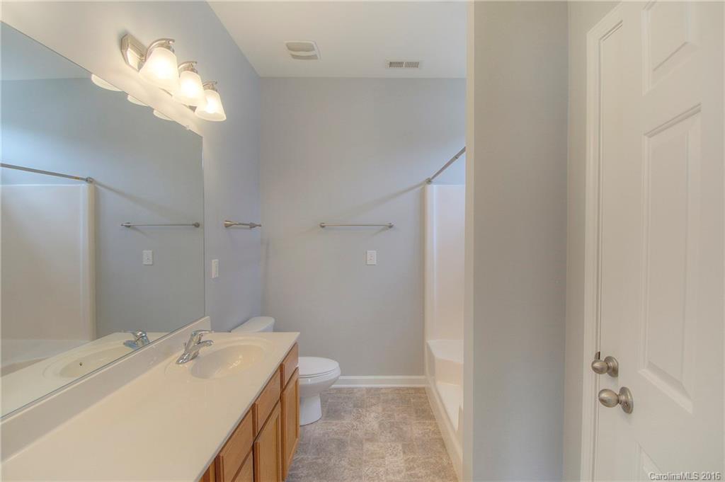 Autumn Cove at Lake Wylie - Residential