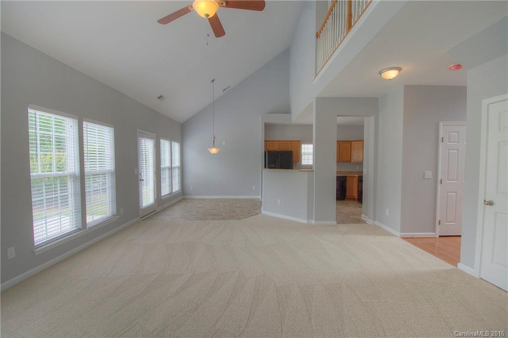 Autumn Cove at Lake Wylie - Residential