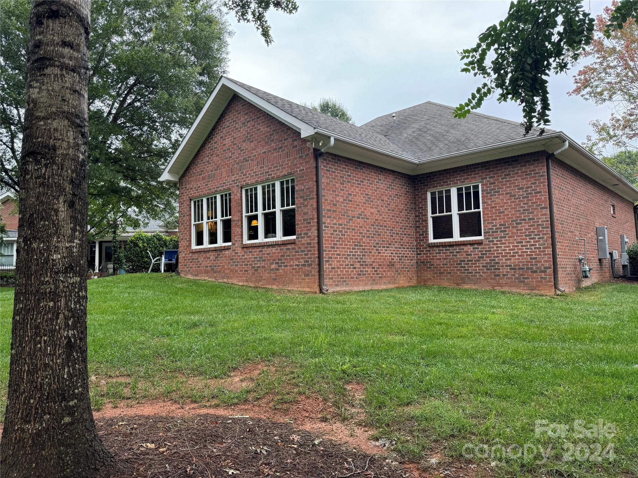 MAGNOLIA GLEN - Residential