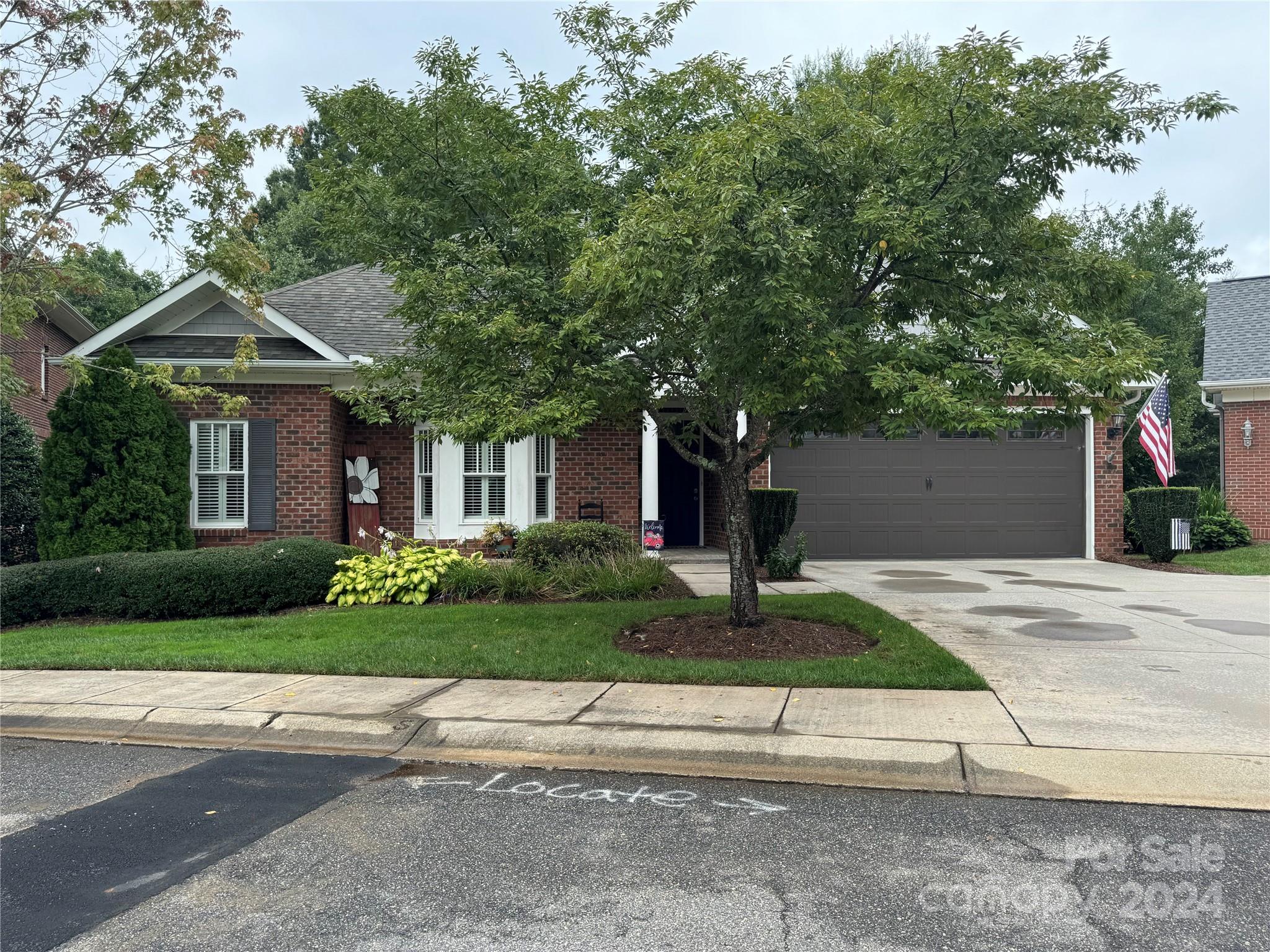 MAGNOLIA GLEN - Residential