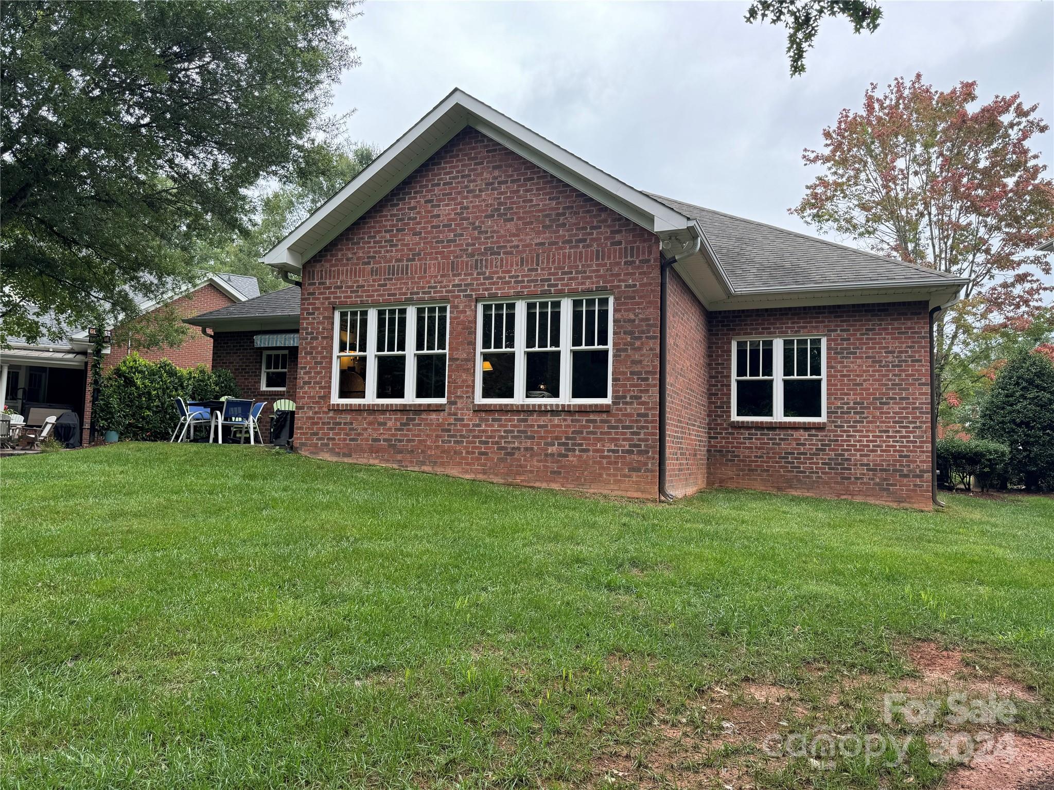 MAGNOLIA GLEN - Residential