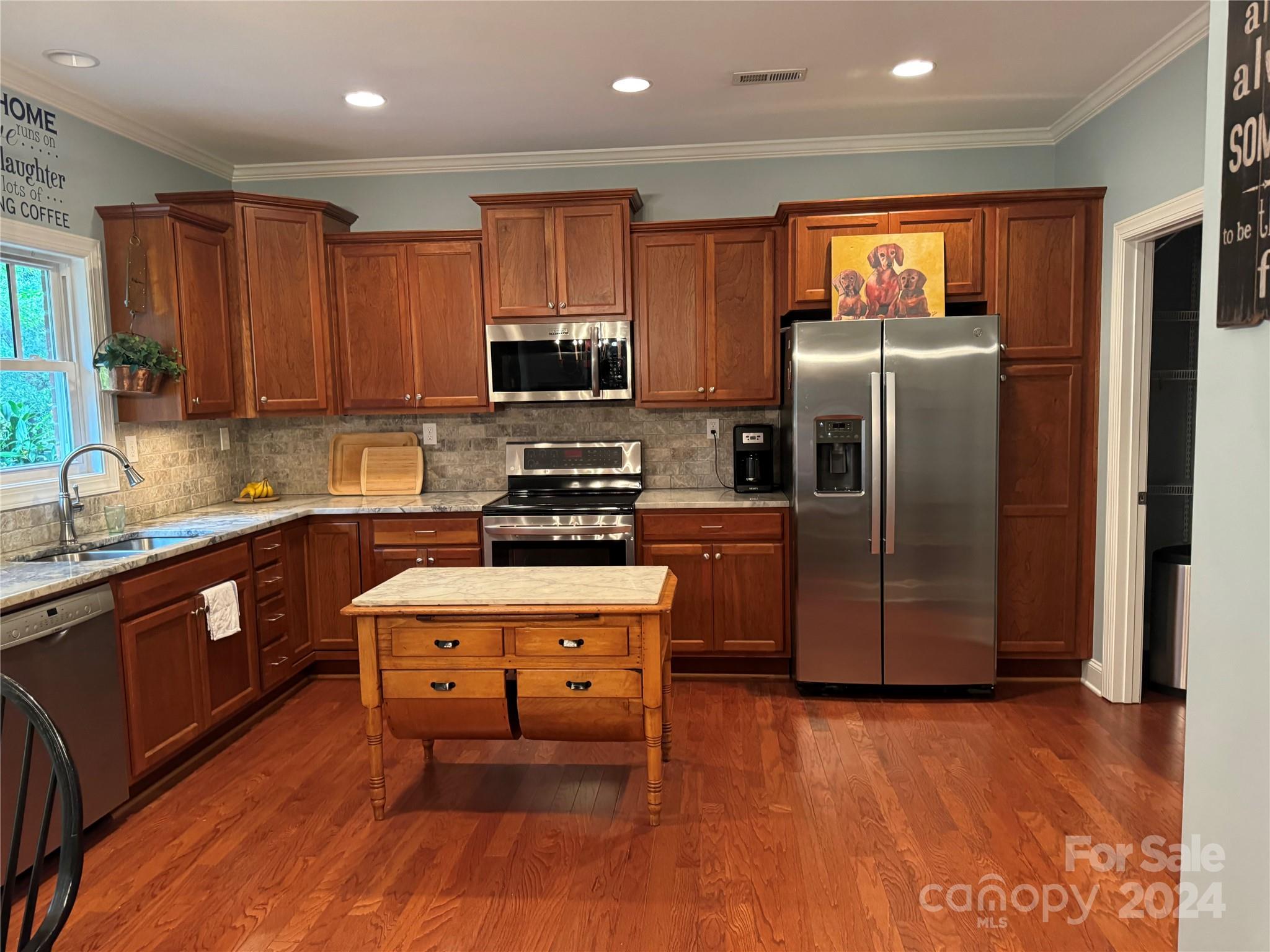 MAGNOLIA GLEN - Residential