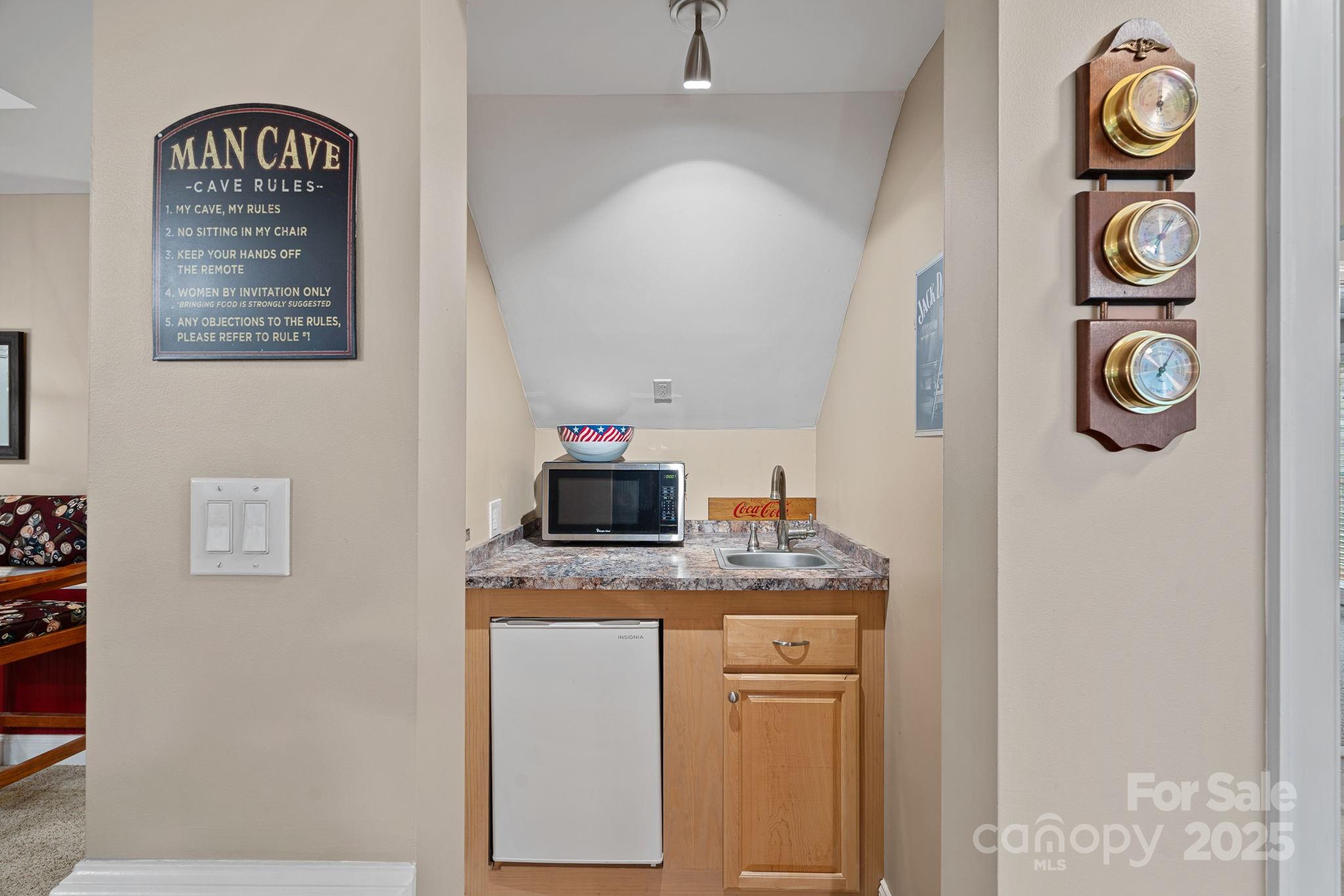 Pinnacle Shores - Residential