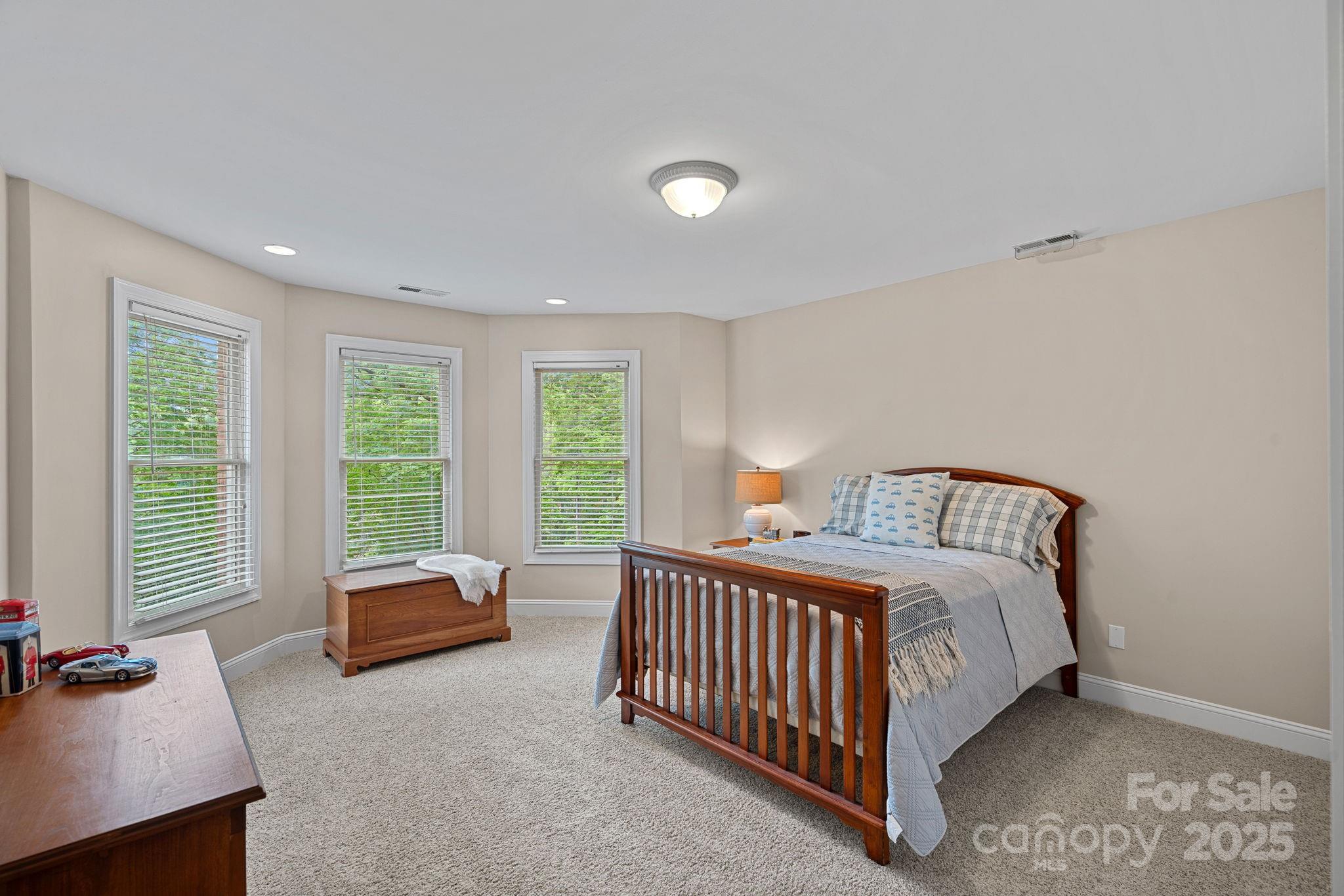 Pinnacle Shores - Residential