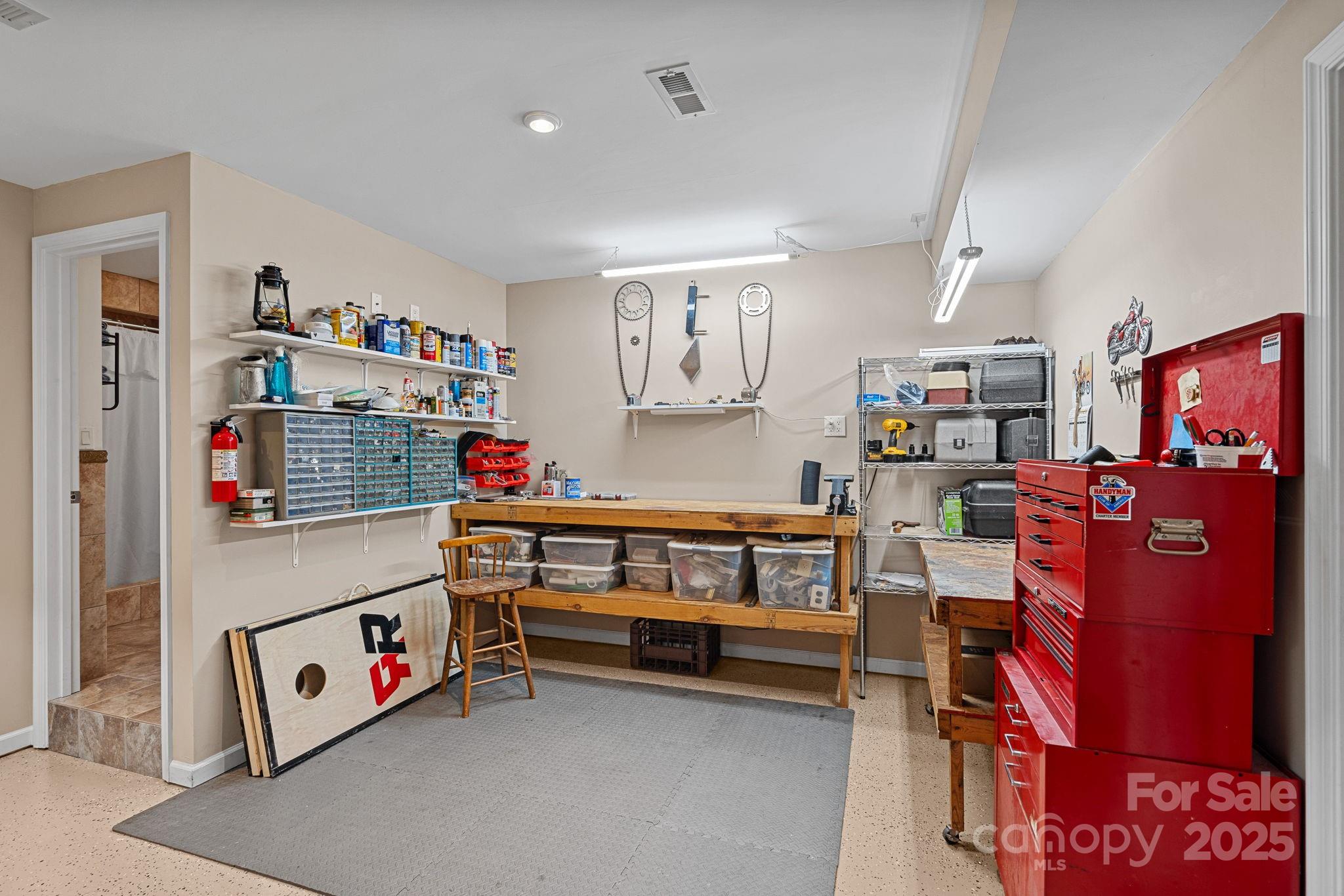 Pinnacle Shores - Residential