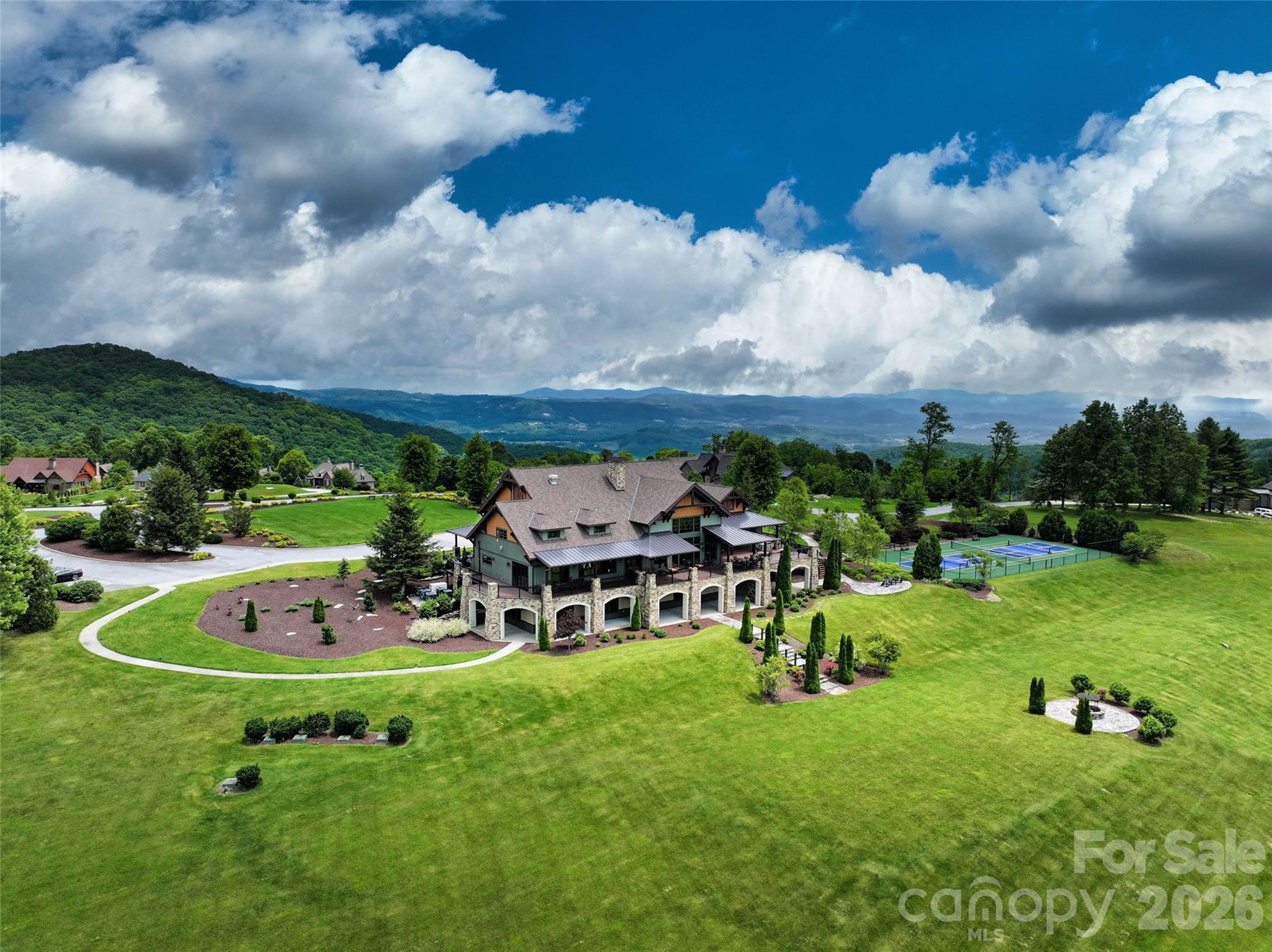 Grand Highlands at Bearwallow - Residential