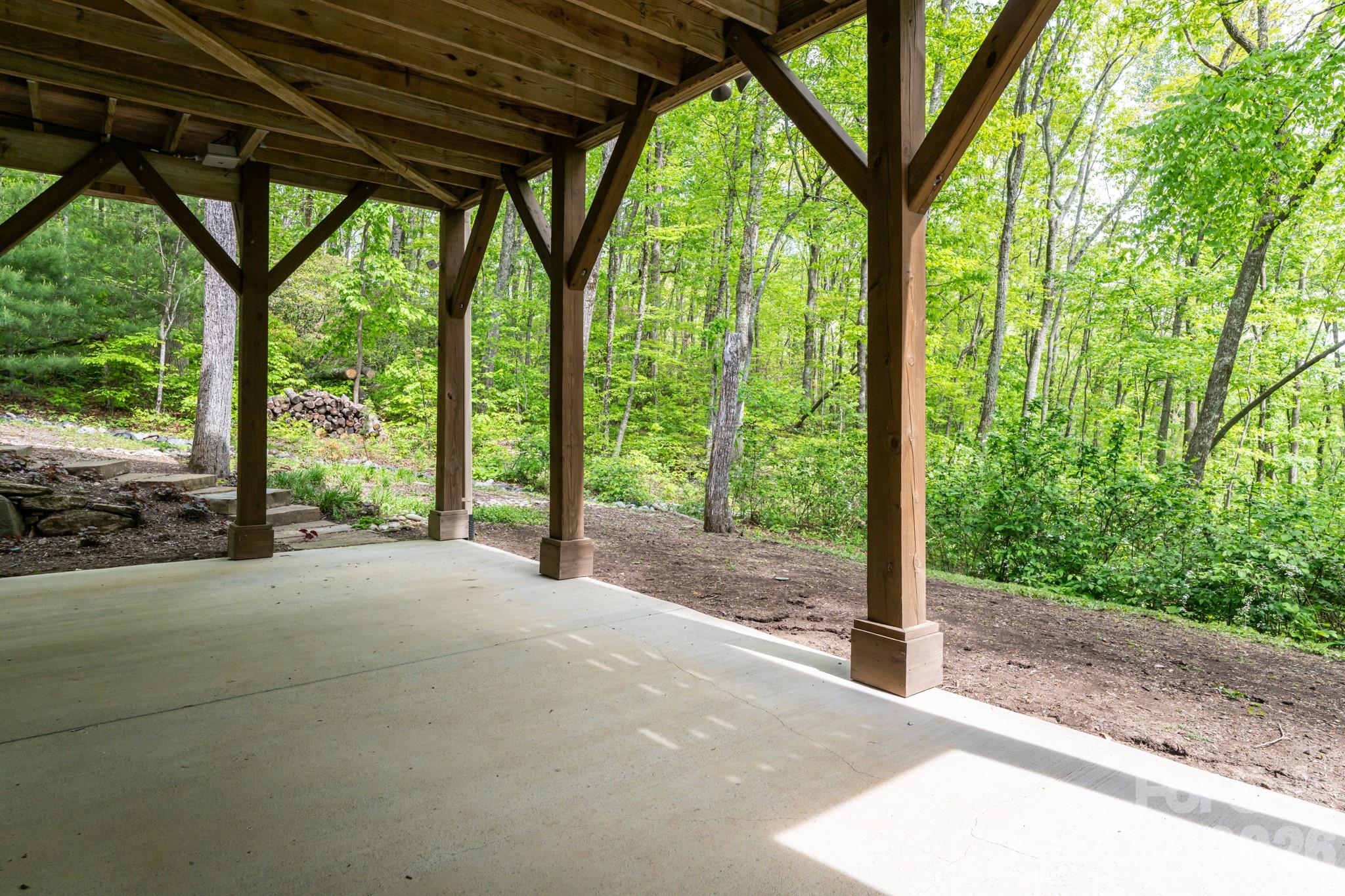 Grand Highlands at Bearwallow - Residential