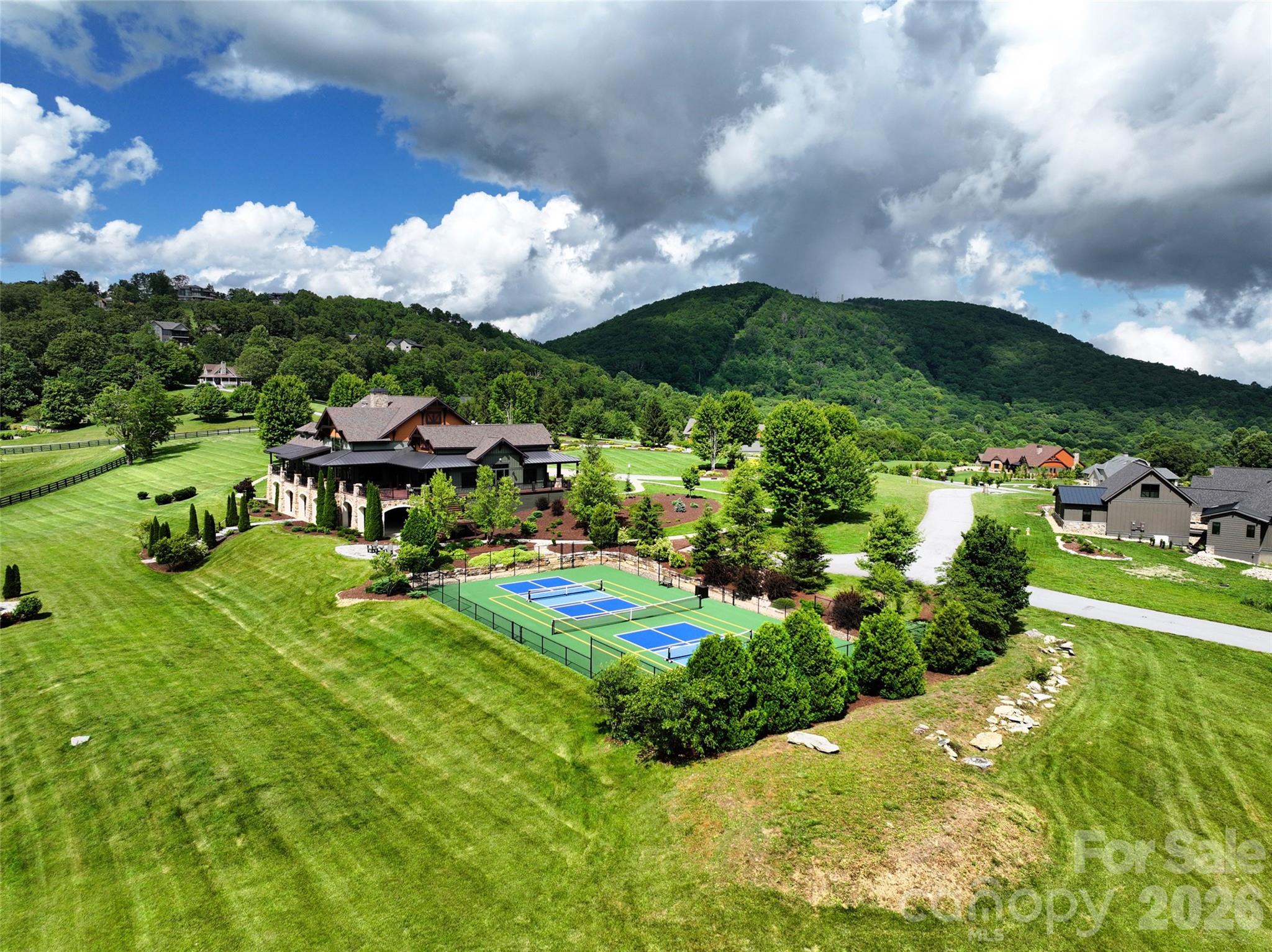 Grand Highlands at Bearwallow - Residential