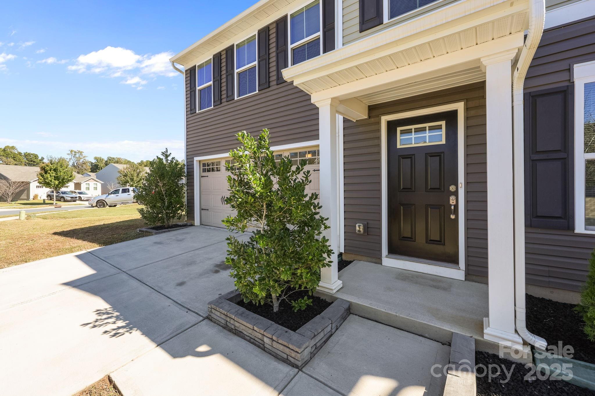 2522 Willow Pond Lane SE