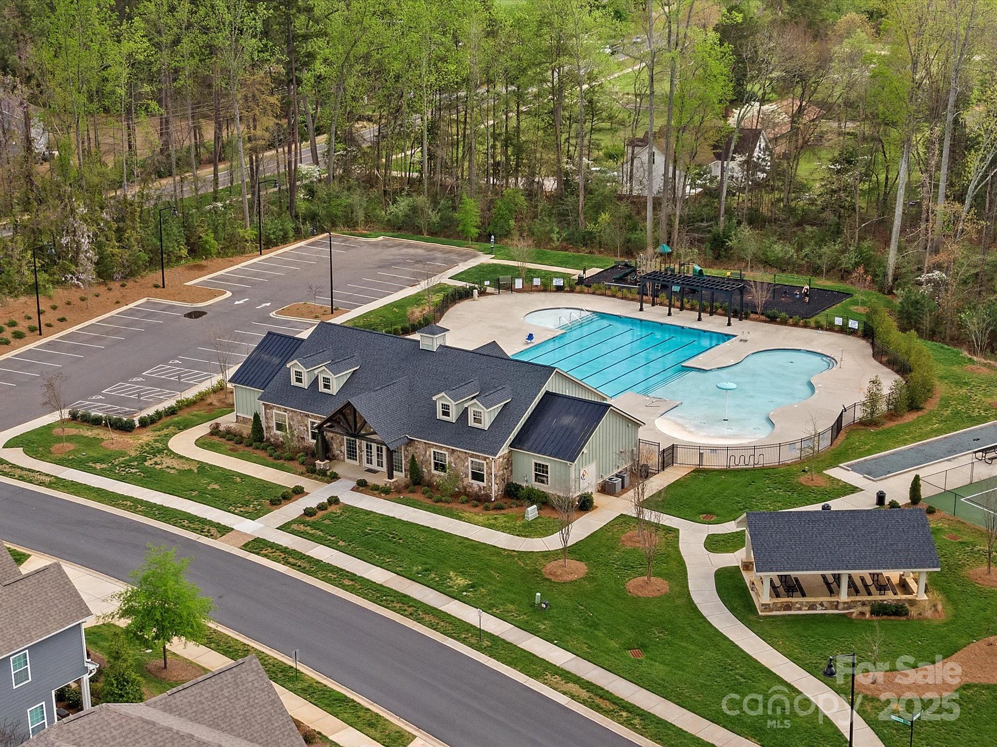 Ivy Ridge - Residential