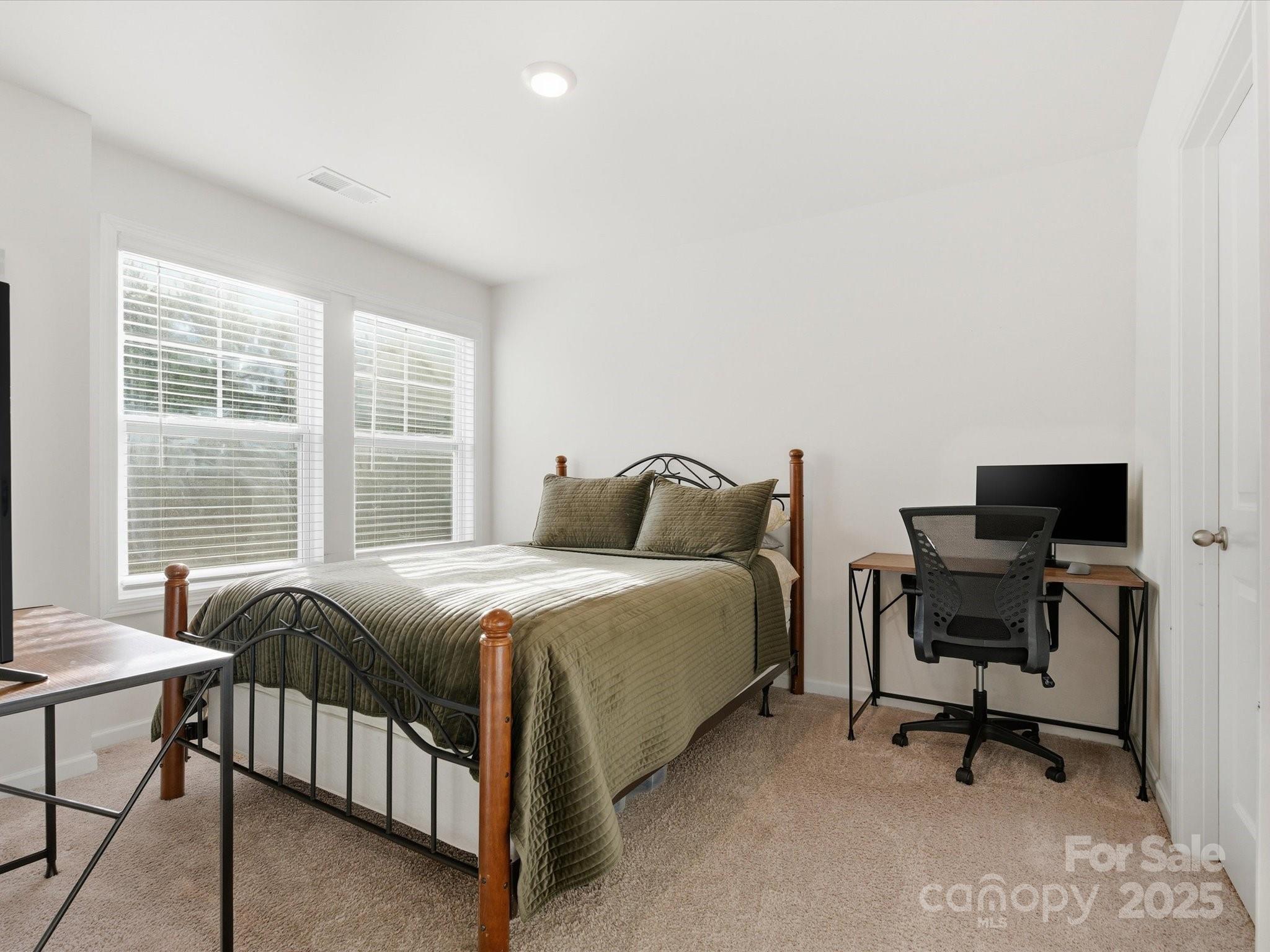 Ivy Ridge - Residential