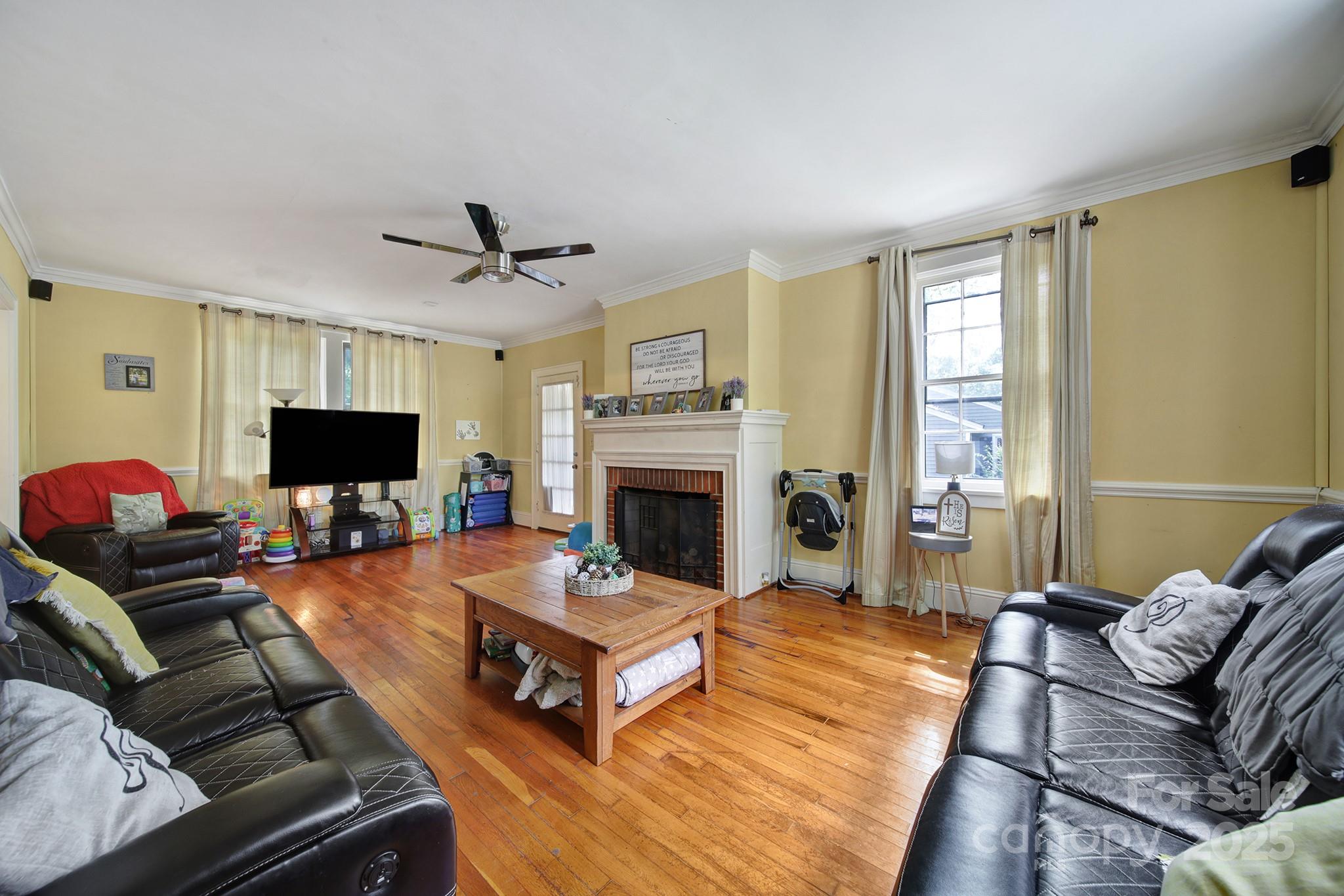 504 Chesterfield Avenue