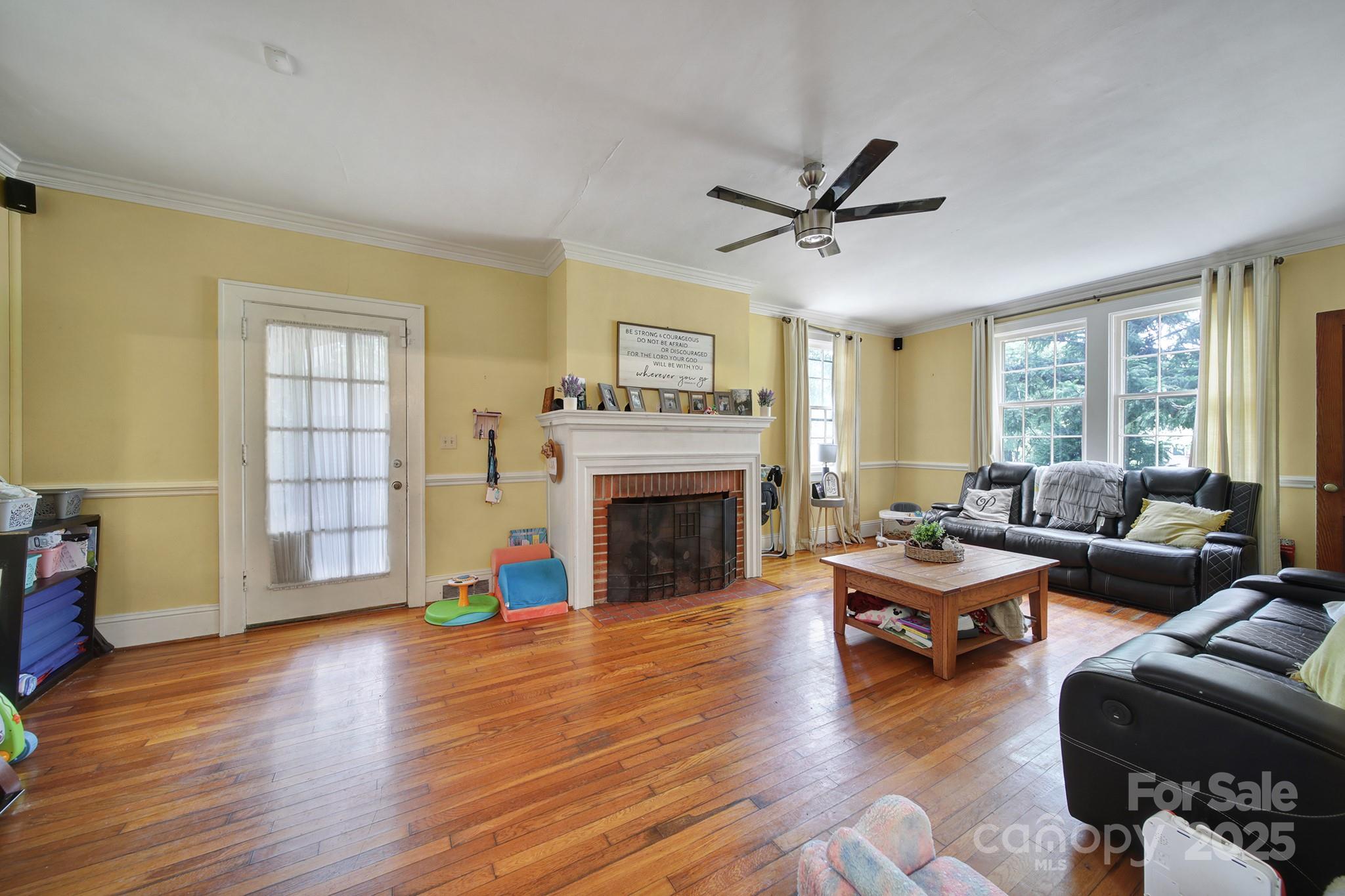 504 Chesterfield Avenue