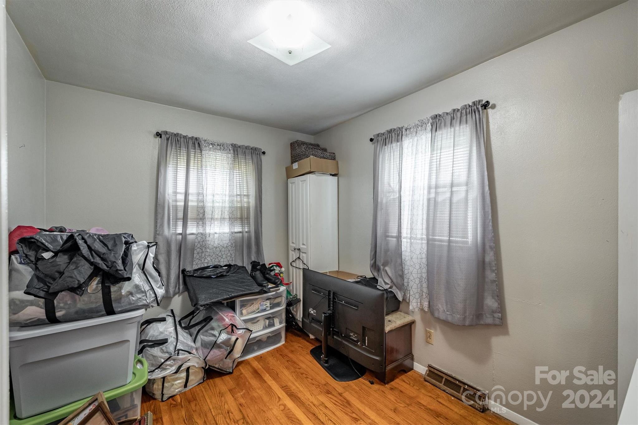 Overlook Terrace - Residential Income