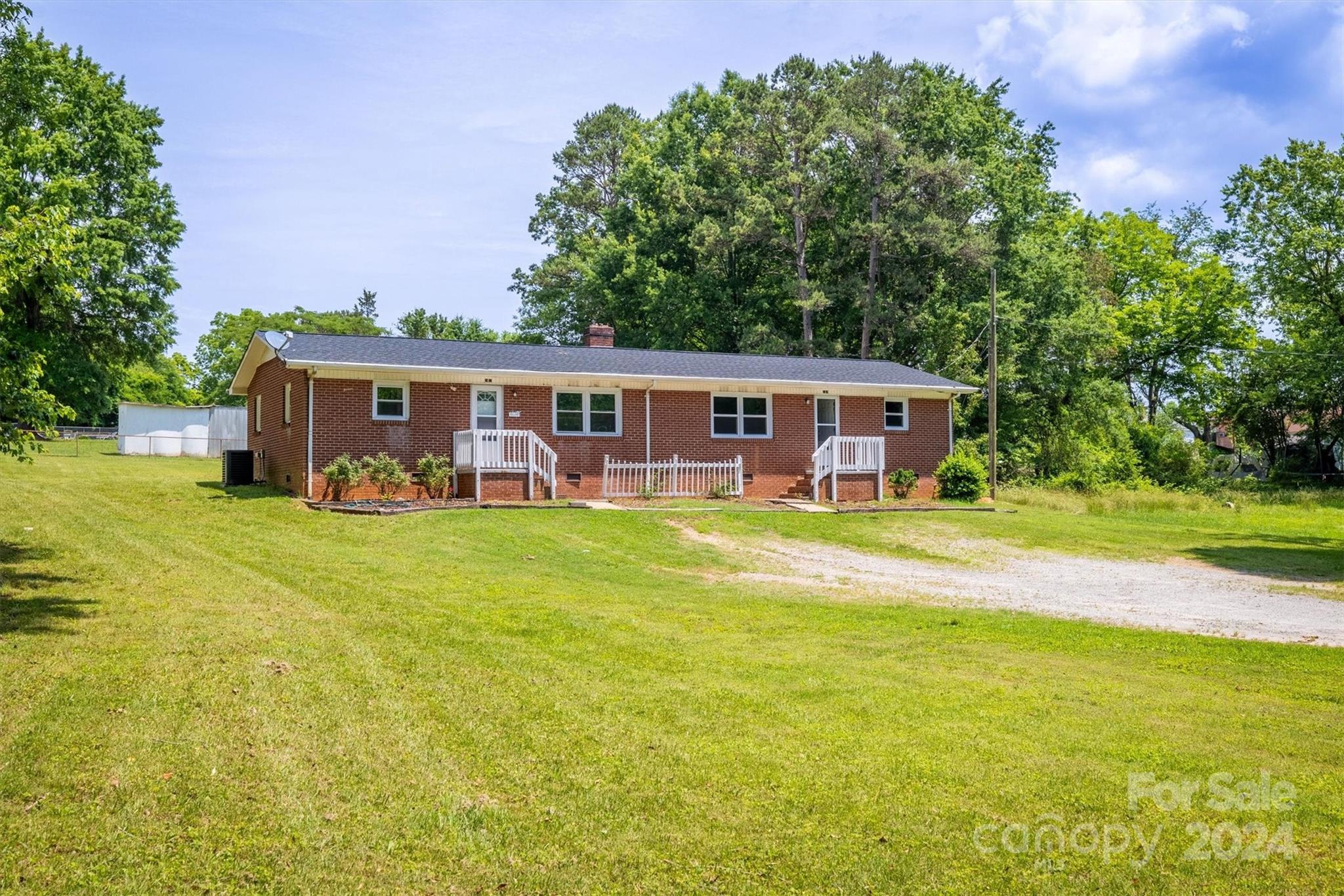 Overlook Terrace - Residential Income