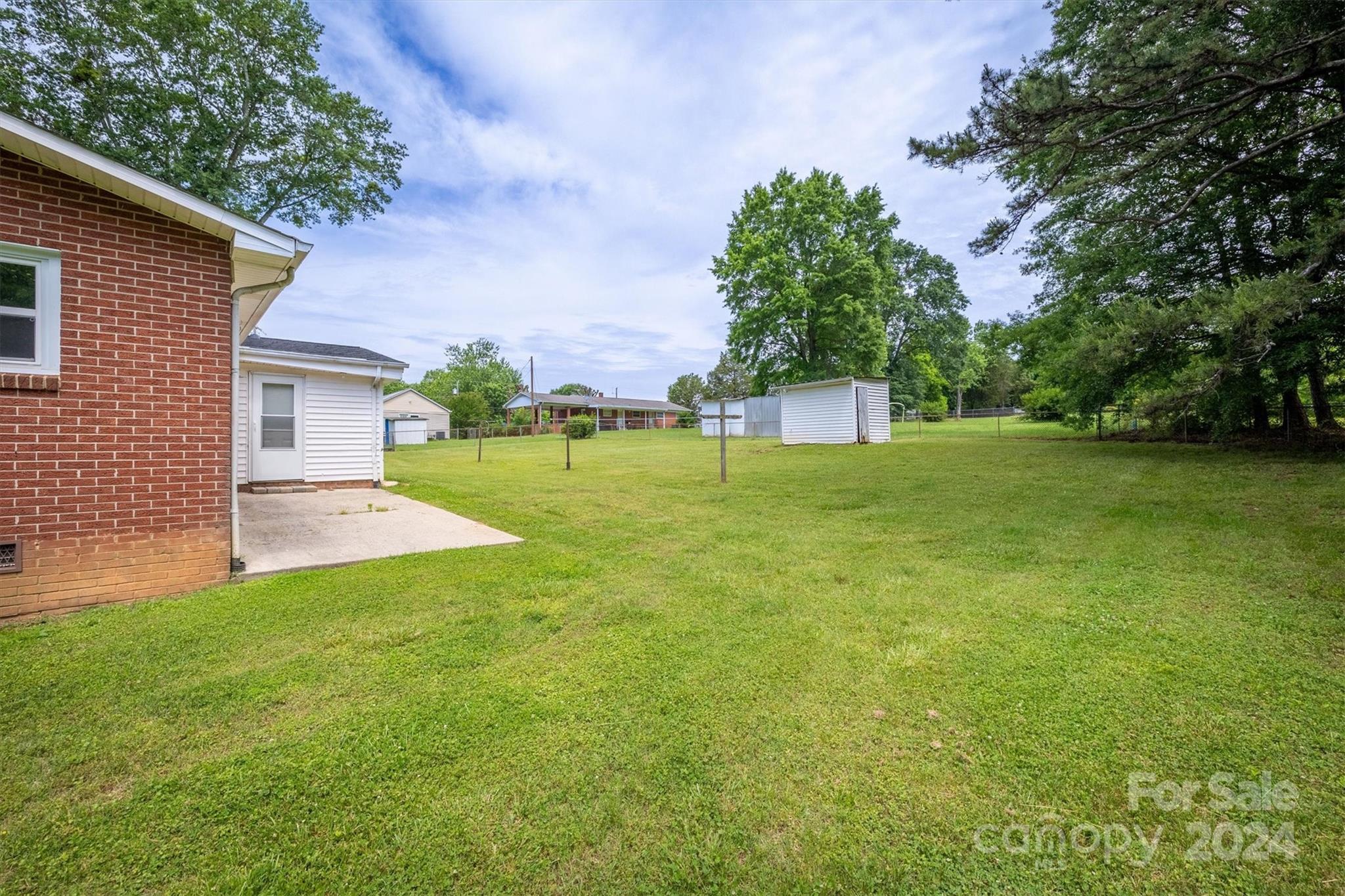 Overlook Terrace - Residential Income