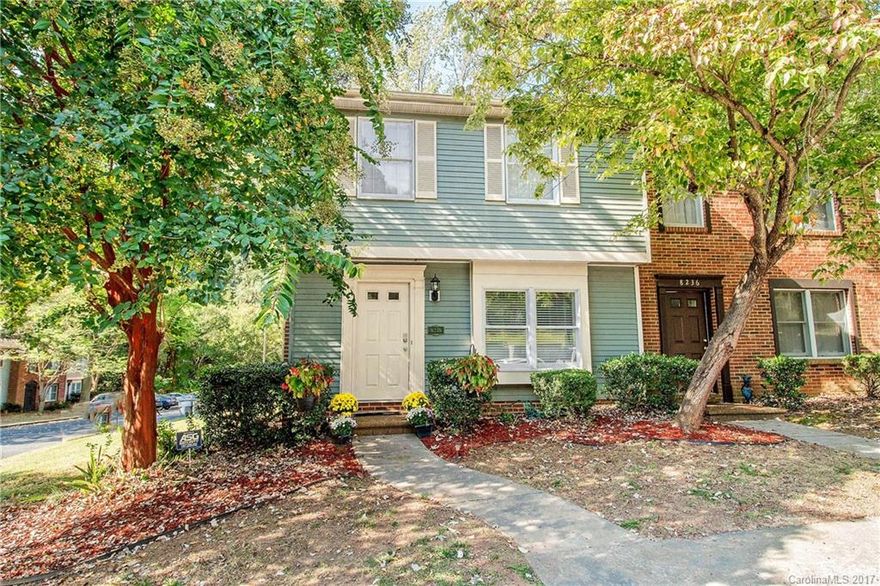 Come view this beautiful remodeled end unit townhome in Sharon South! Close to shopping, restaurants, Southpark and easily accessible to 485. This townhome has been well maintained and newly renovated. Granite, tile, new laminate flooring, fresh paint, and new carpet.  This unit has wonderful natural light and has a great open floorplan with a large kitchen with eat-in area, black appliances and large living room with fireplace. Quiet enclosed back patio to enjoy the wonderful Charlotte weather!