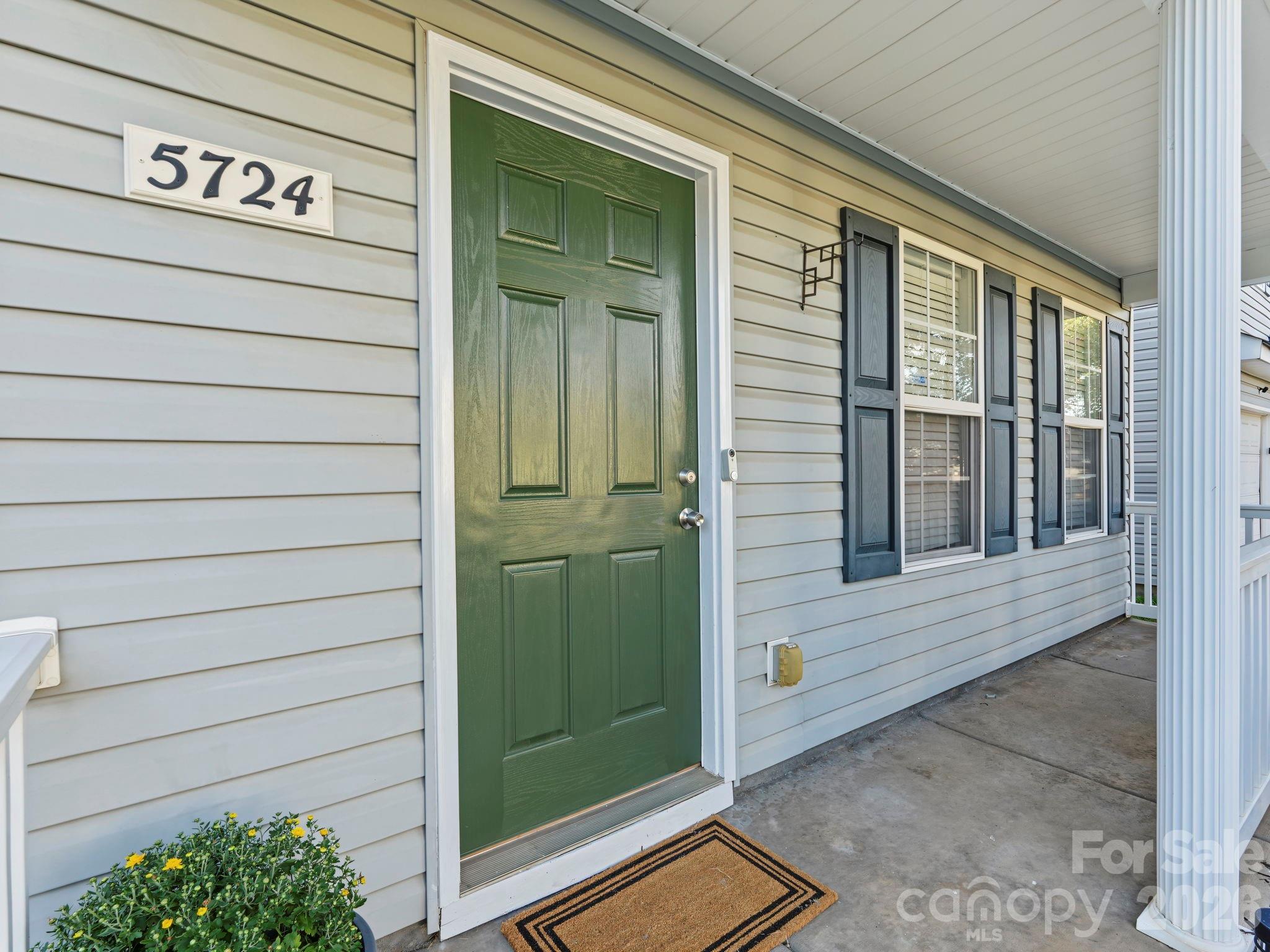 5724 Henderson Oaks Drive