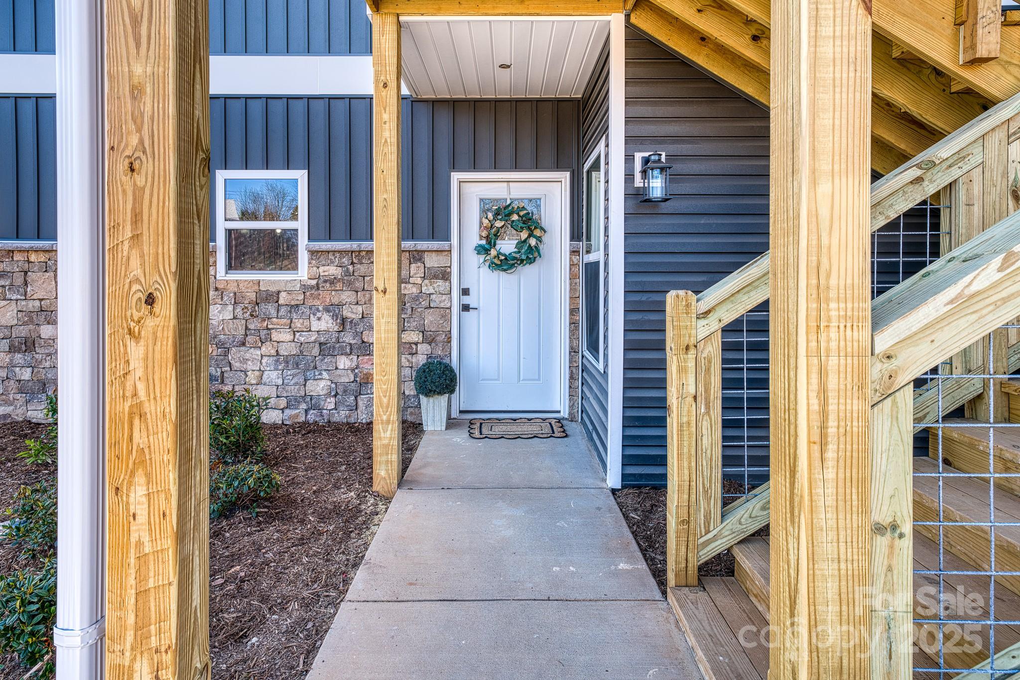 143 Carver Street 16