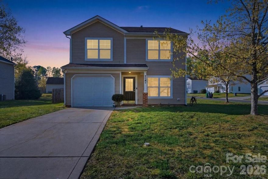 Well-maintained 3-bed, 2.5-bath home on a corner lot. Built in 2004 with a functional layout for living & entertaining. The main level flows from the living/dining area into a spacious kitchen. The upstairs primary suite features an en-suite bath plus two additional bedrooms. New roof (2024) & water heater (2025). One-car garage, ample storage. Great outdoor space. HOA $125 semi-annually. Easy access to roadways, shopping & dining.
 
Schedule your showing today!