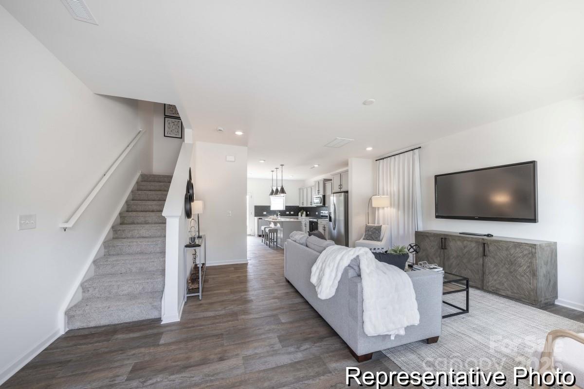 The Towns at Cliffwood - Residential