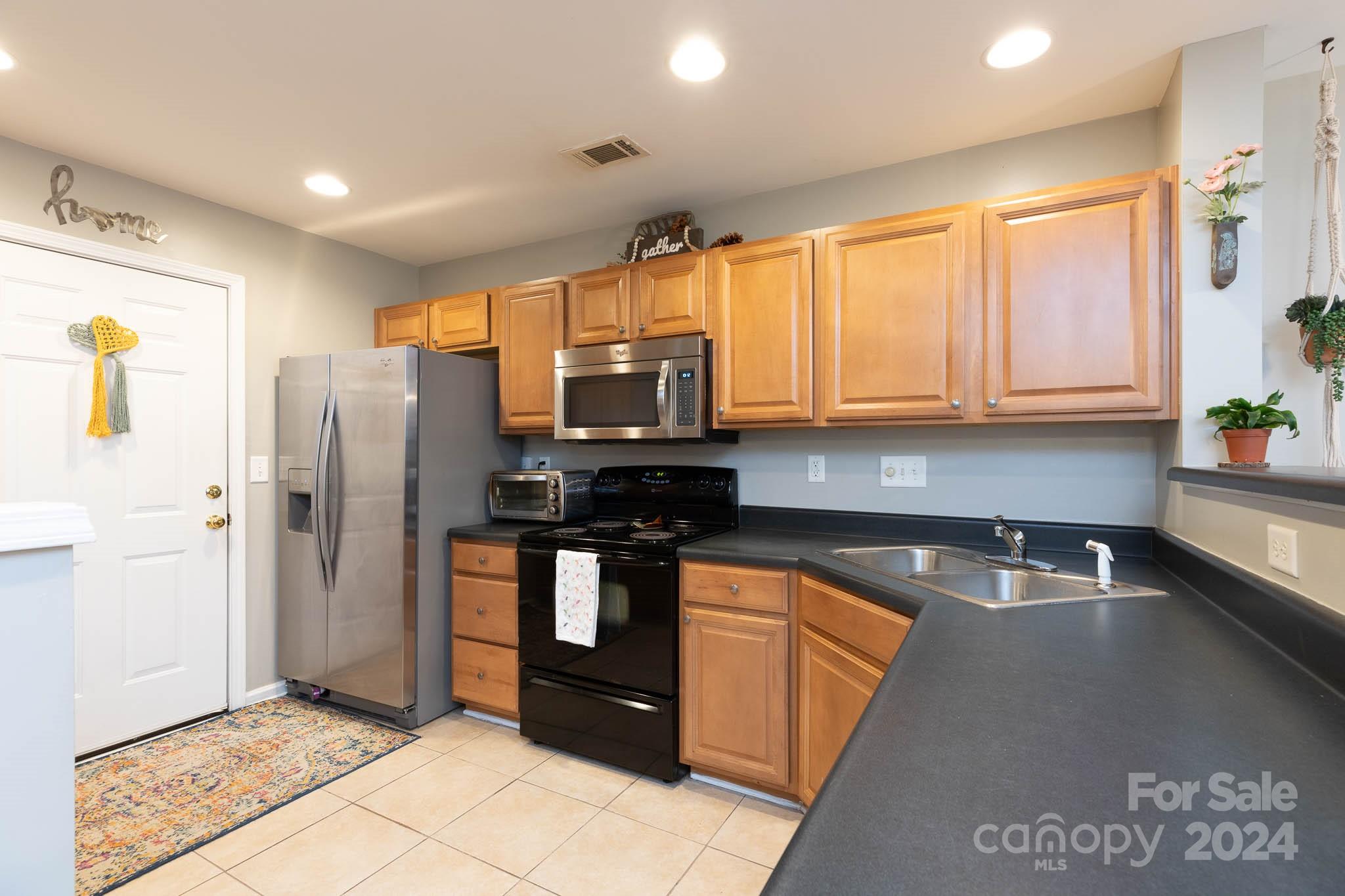 Lexington Commons - Residential