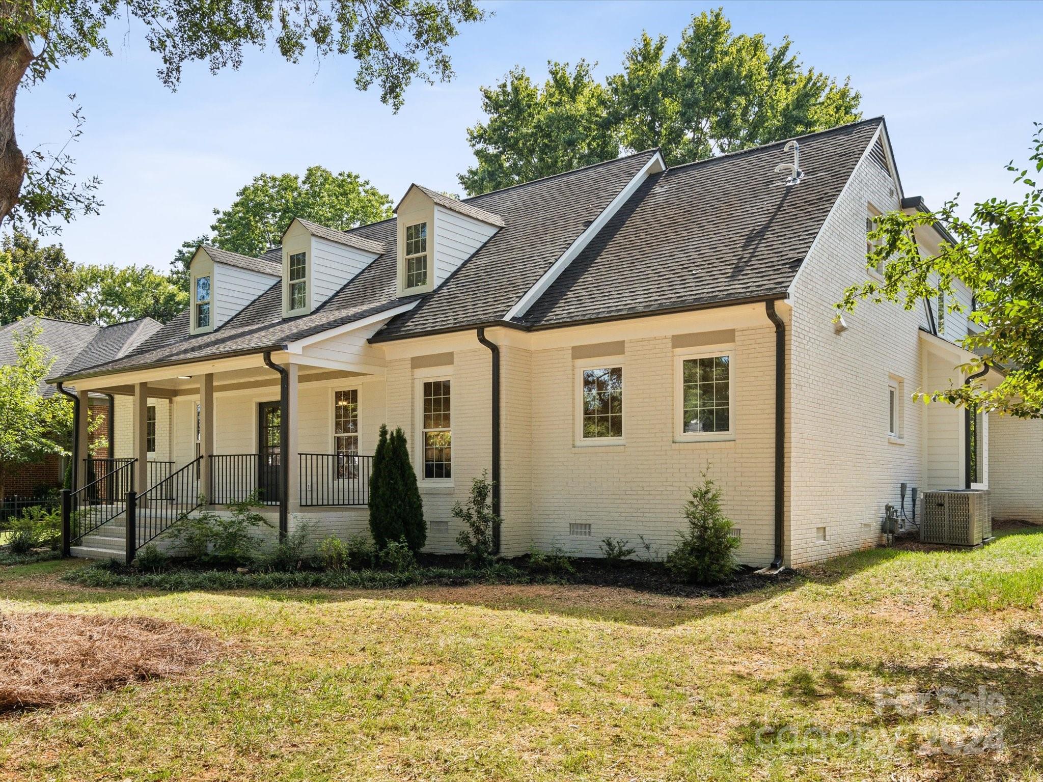 Deering Oaks - Residential