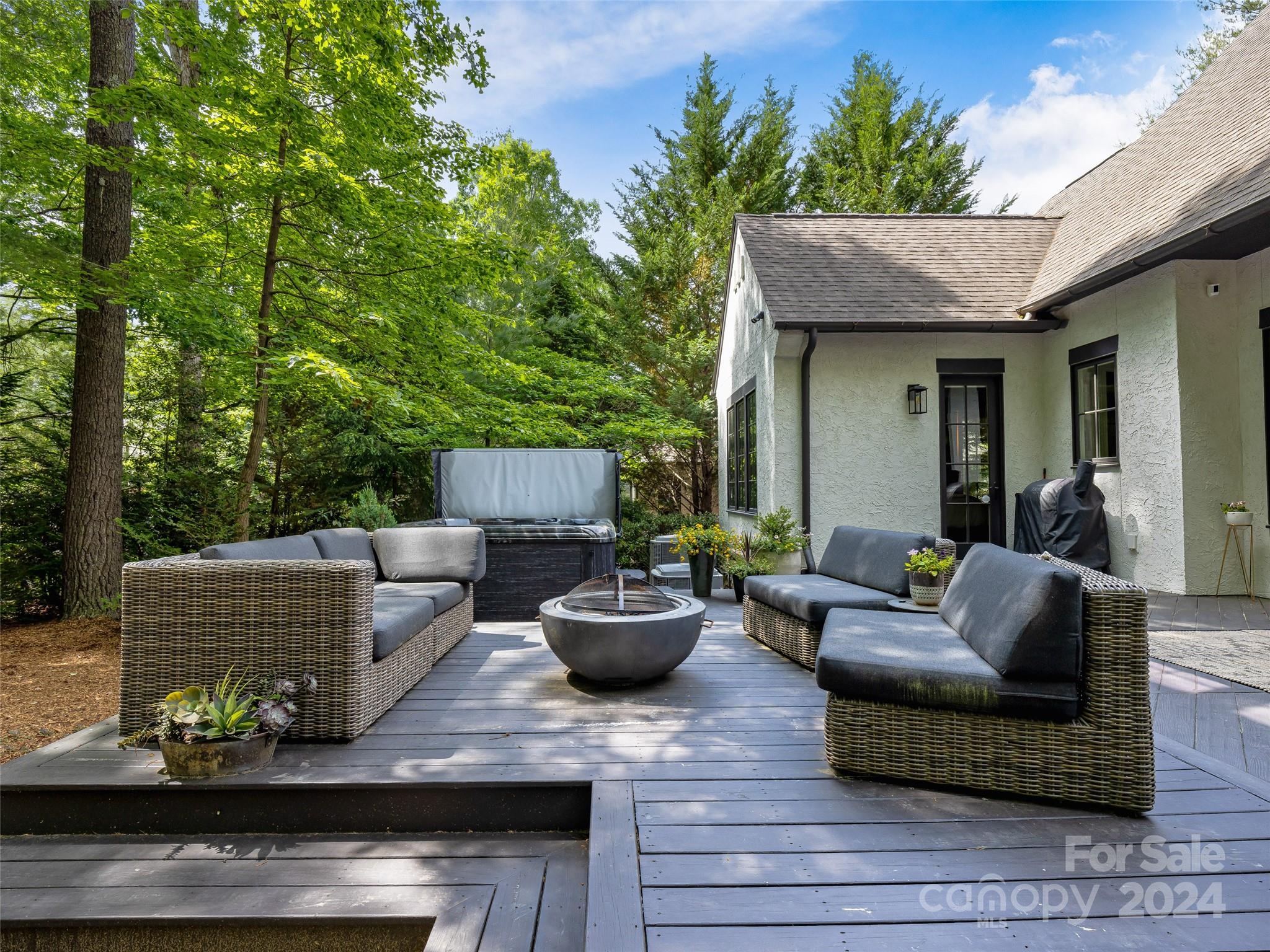 Ramble Biltmore Forest - Residential