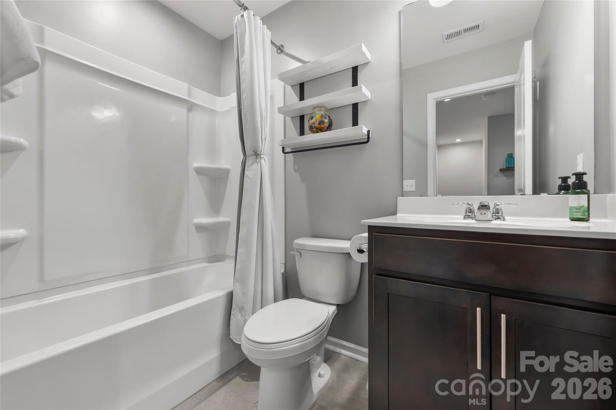 Starmount Cove - Residential