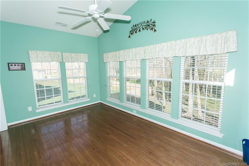 Brandon Oaks - Residential