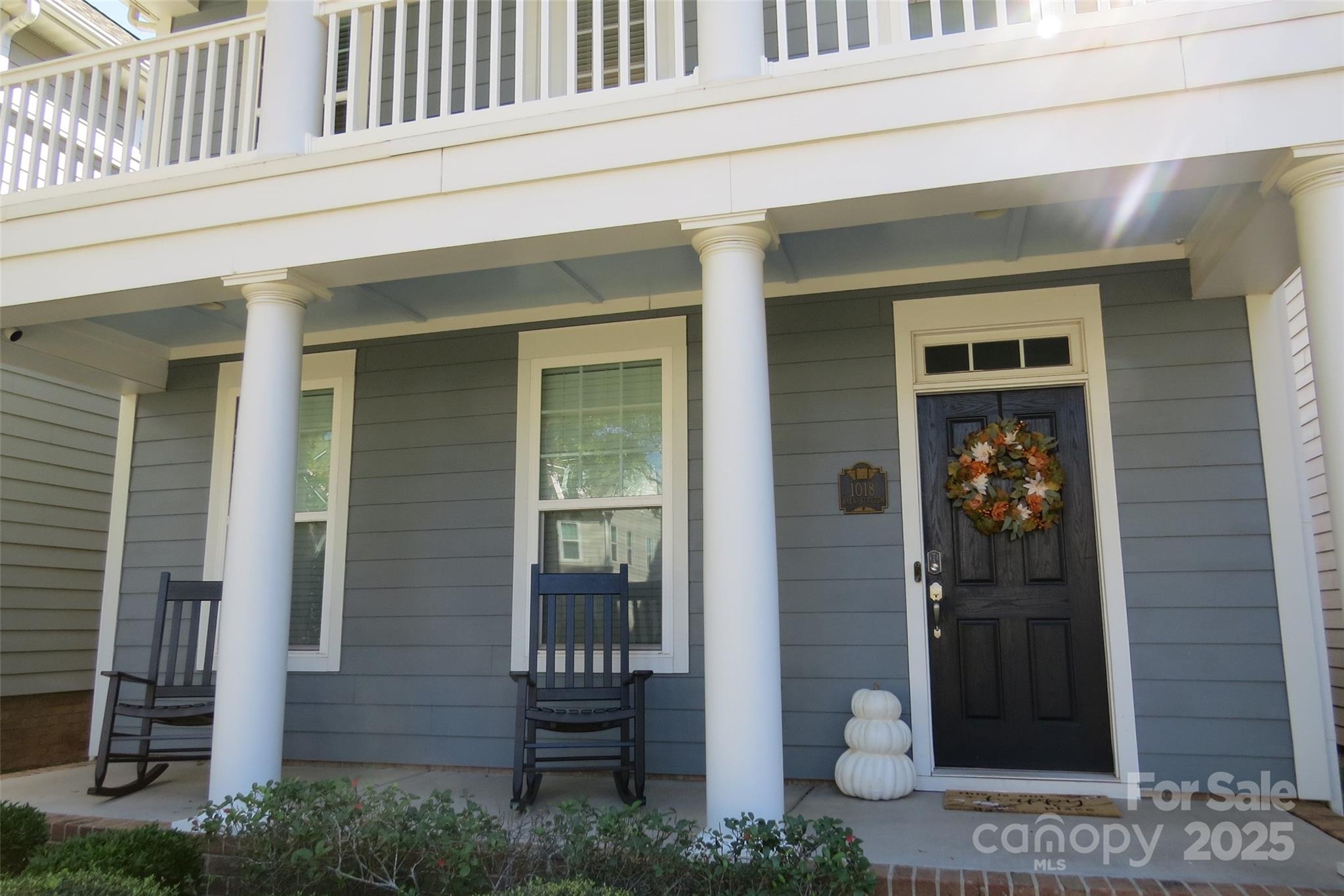 1018 Back Stretch Boulevard