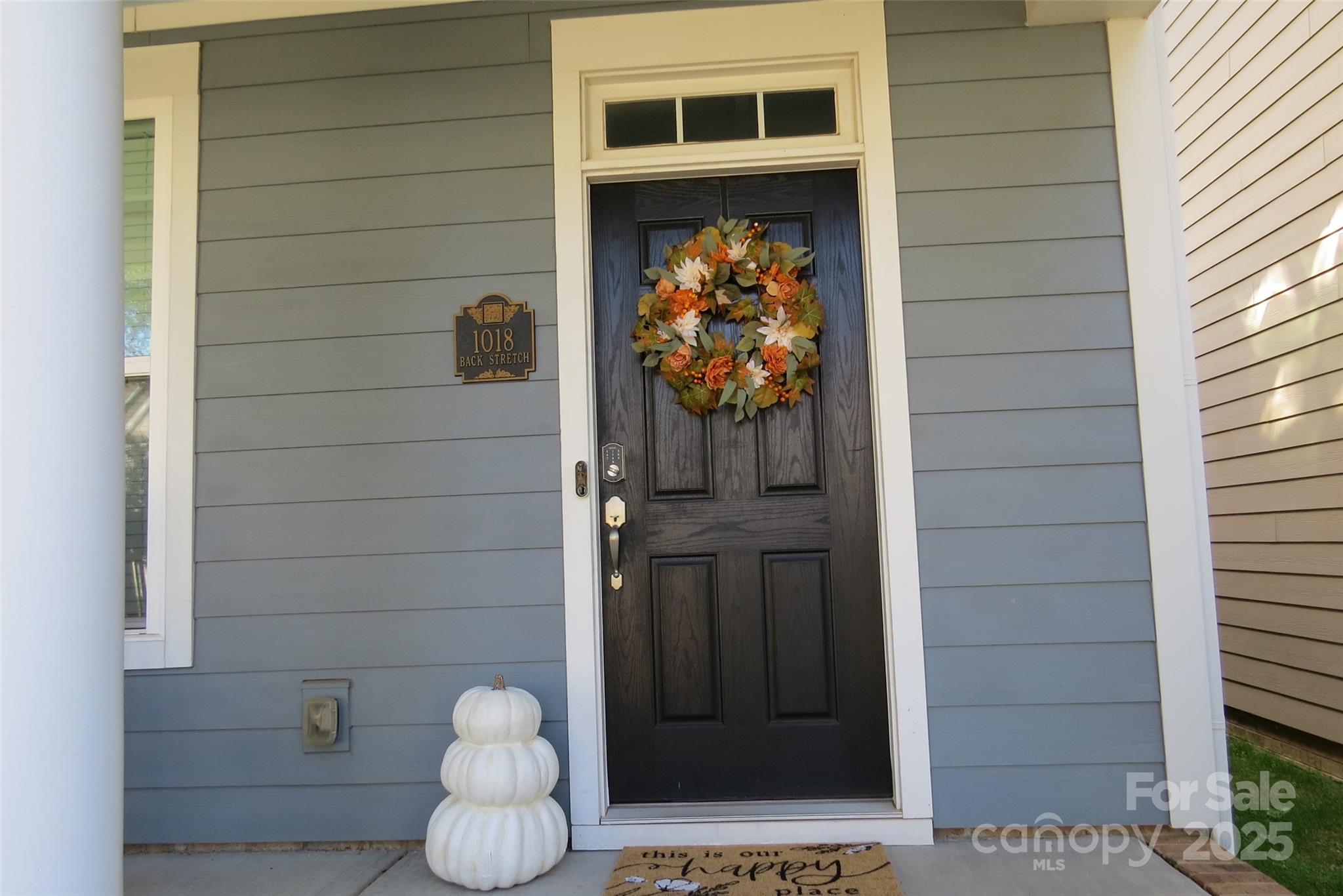 1018 Back Stretch Boulevard