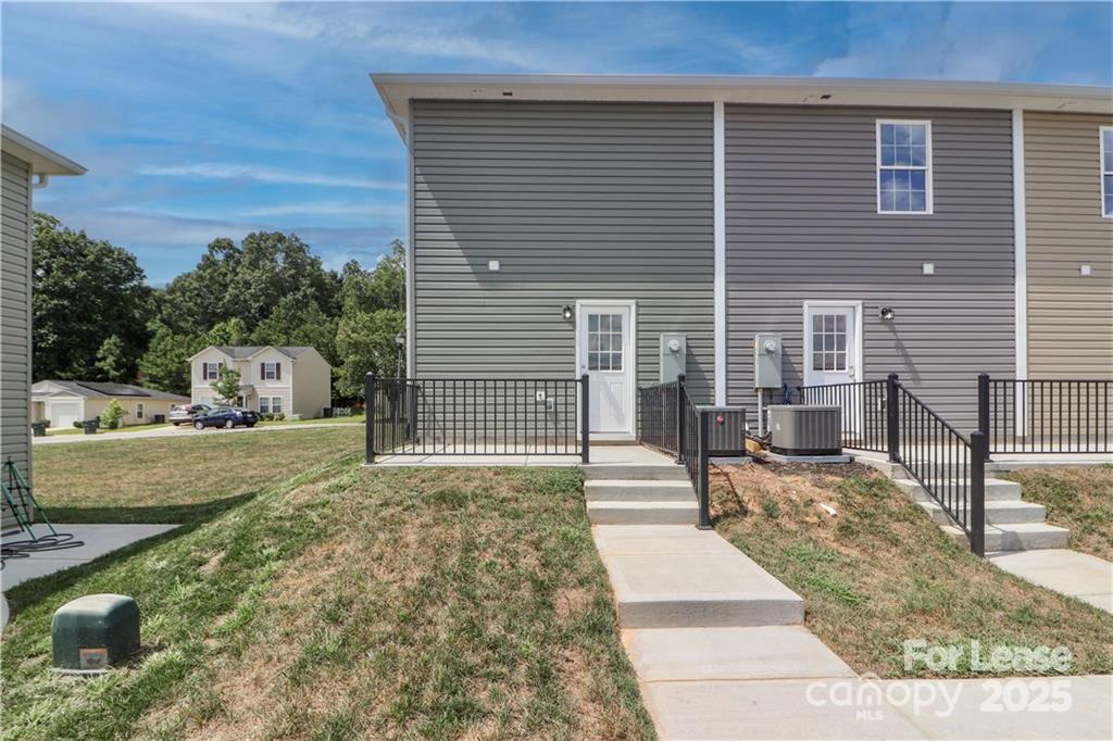 Oak Hill - Residential Lease