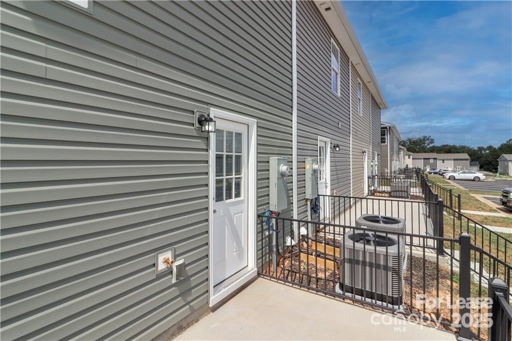 Oak Hill - Residential Lease