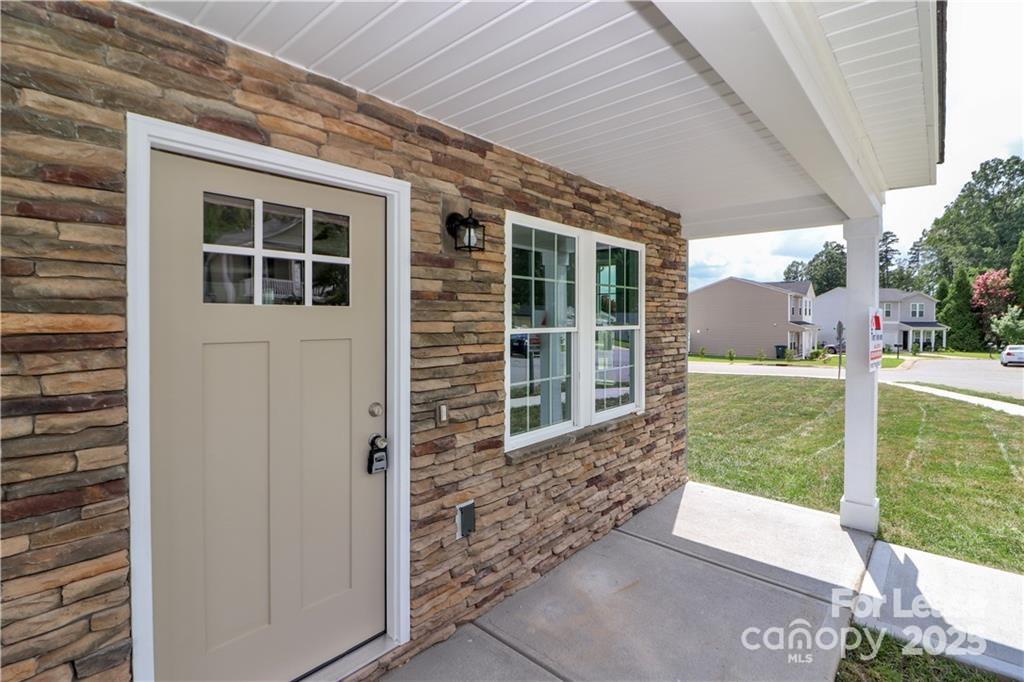 3973 Newhall Drive NW